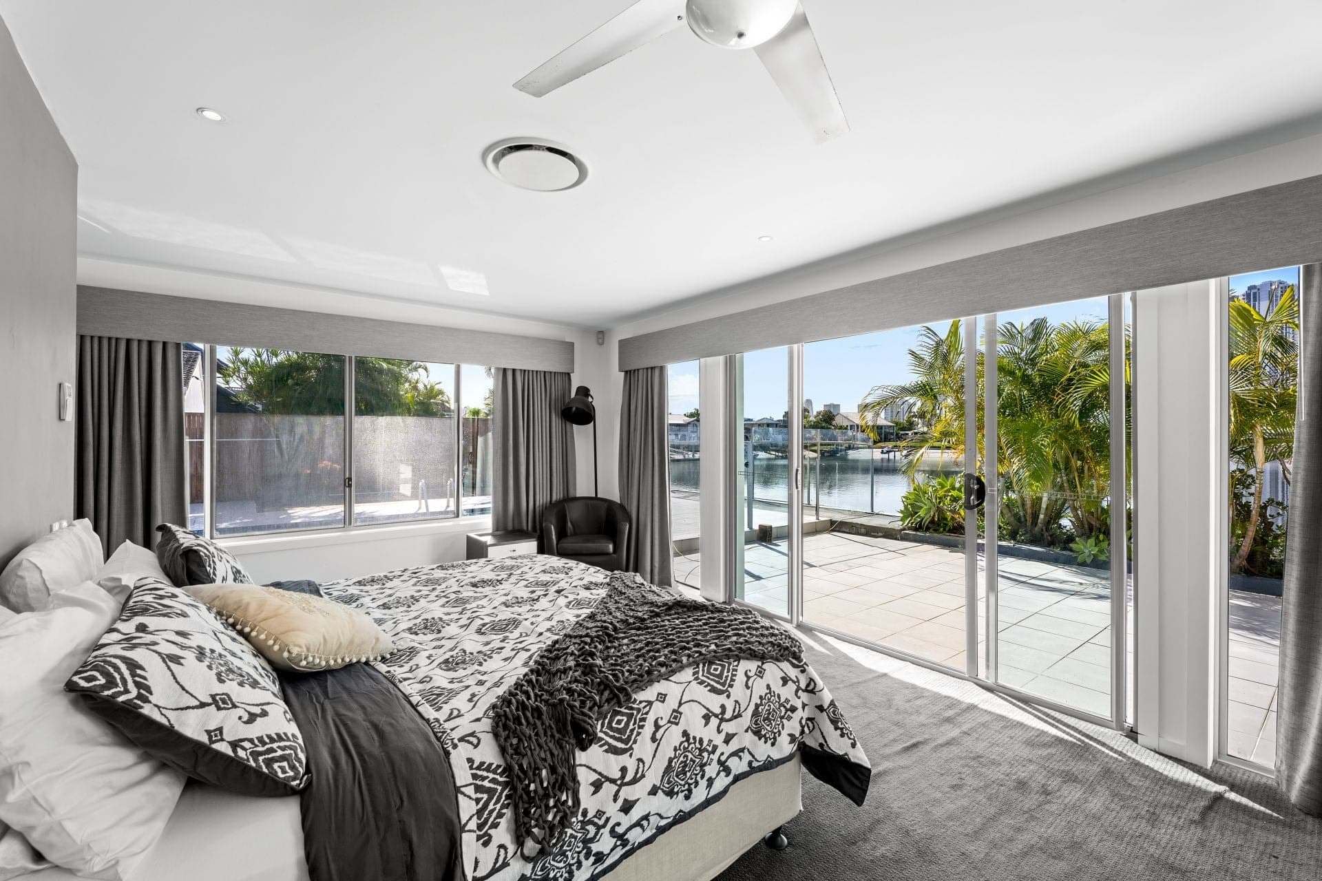 15 Sunrise Boulevard, Surfers Paradise - Thumbnail 8