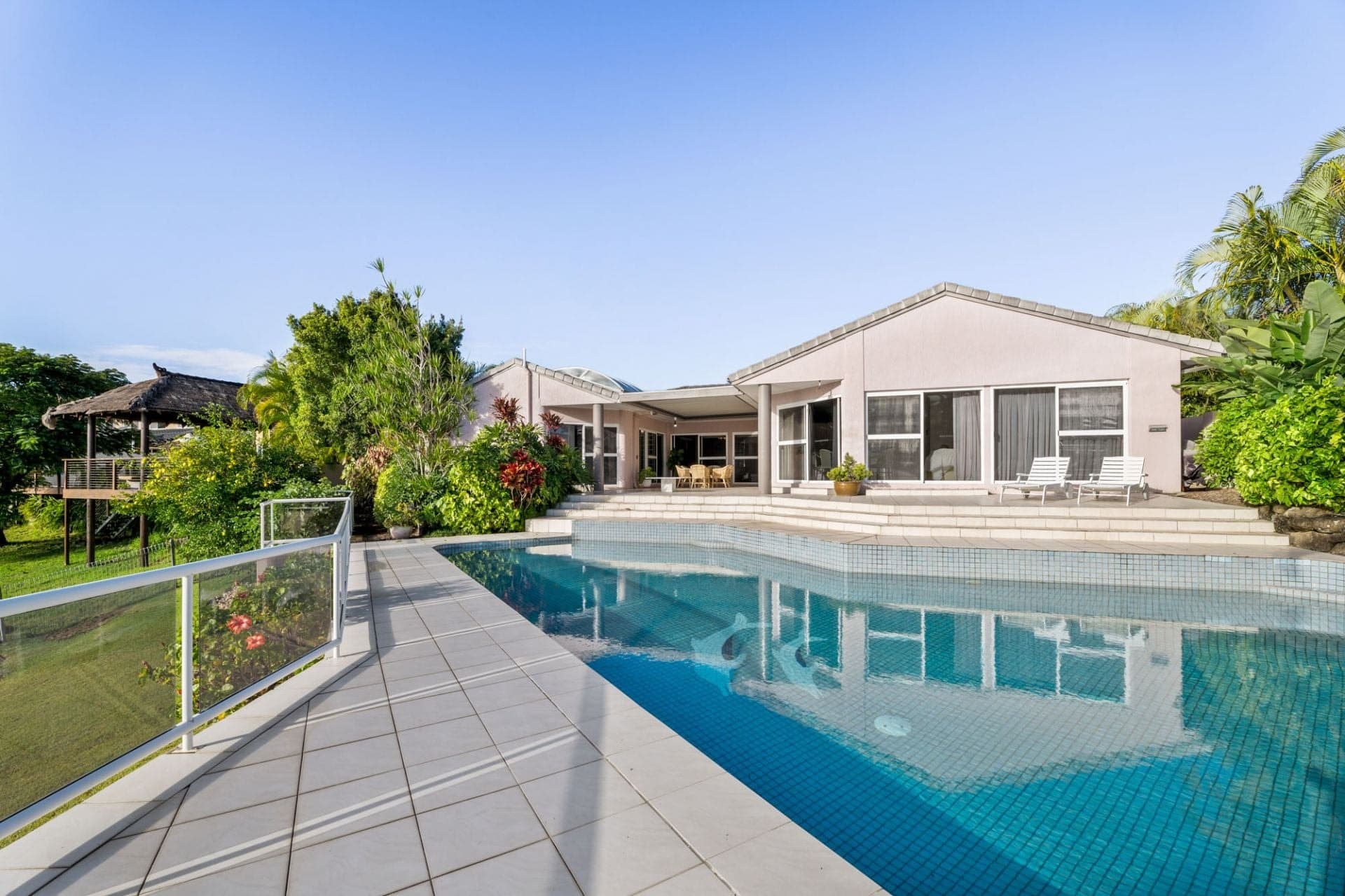 367 Rio Vista Boulevard, Mermaid Waters - Thumbnail 2