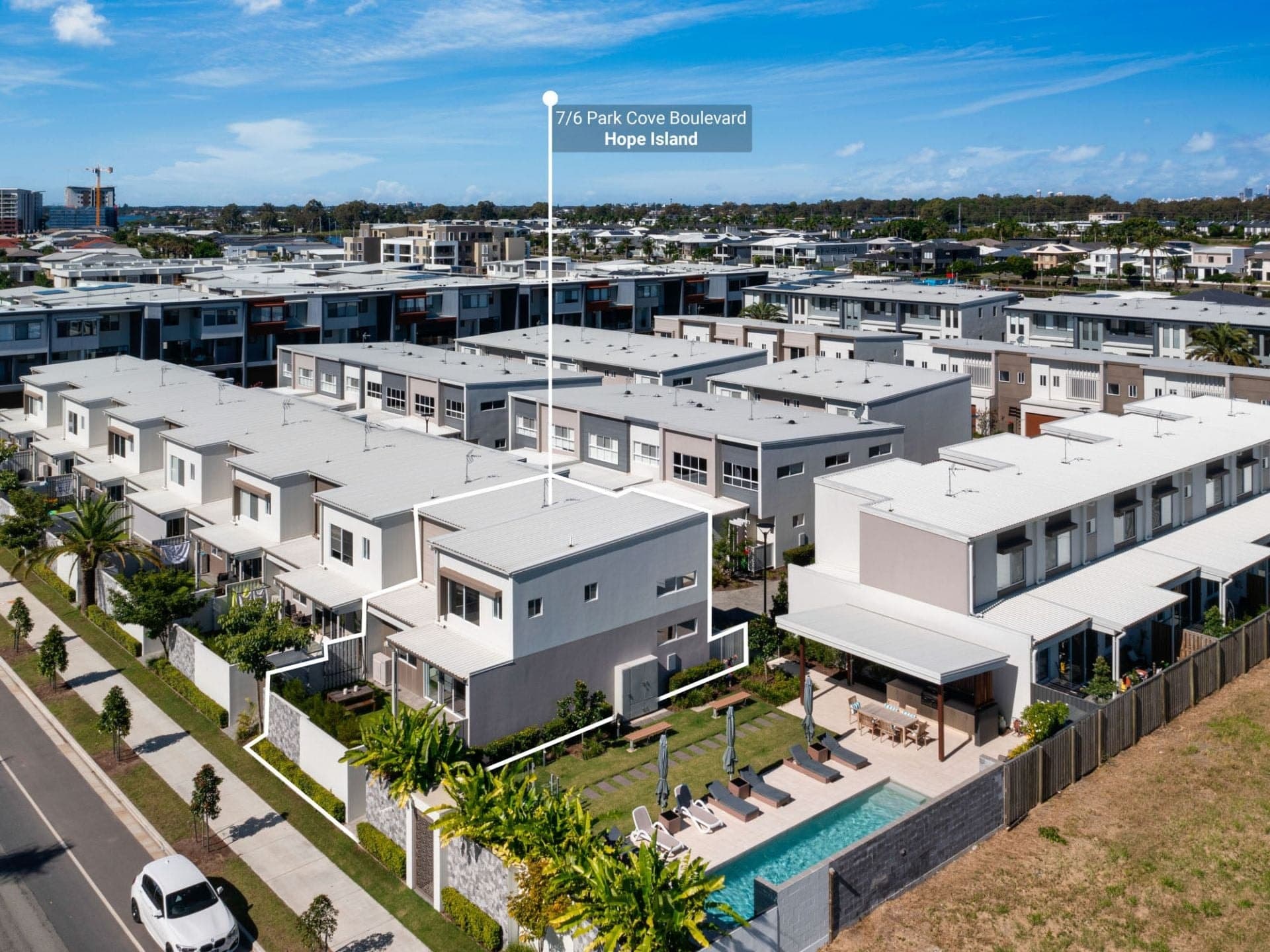7/6 Park Cove Boulevard, Hope Island - Image 1
