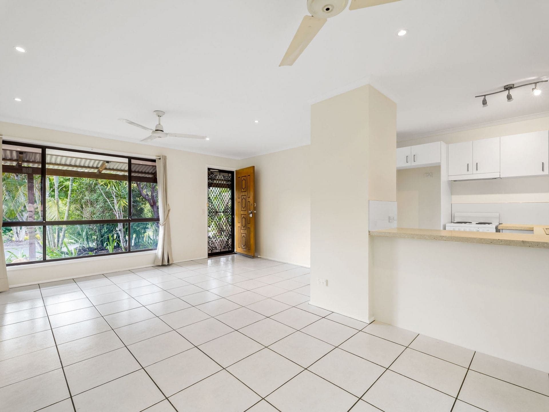 46 Studio Drive, Oxenford - Thumbnail 5
