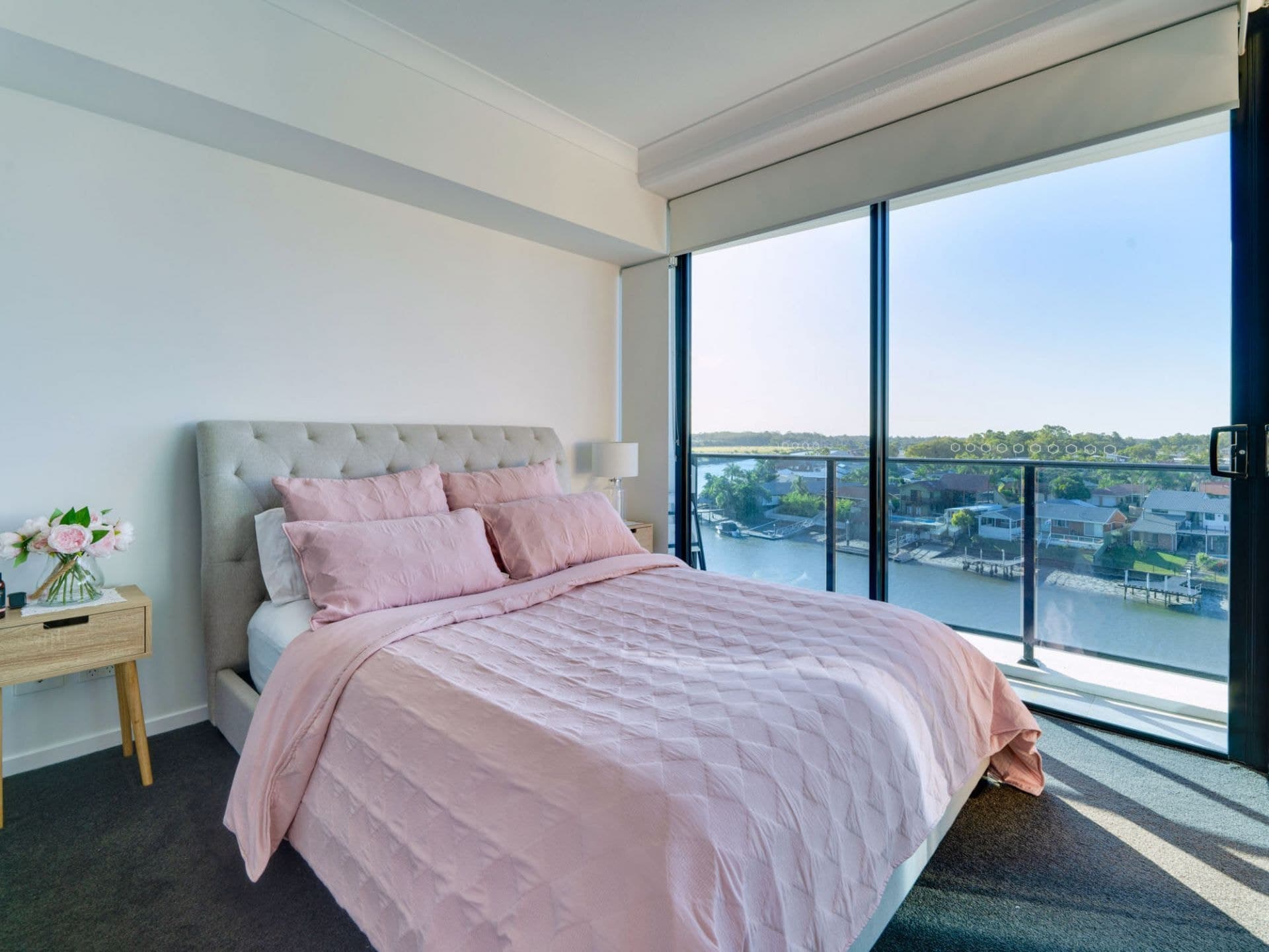 3403/5 Harbourside Court, Biggera Waters - Thumbnail 3