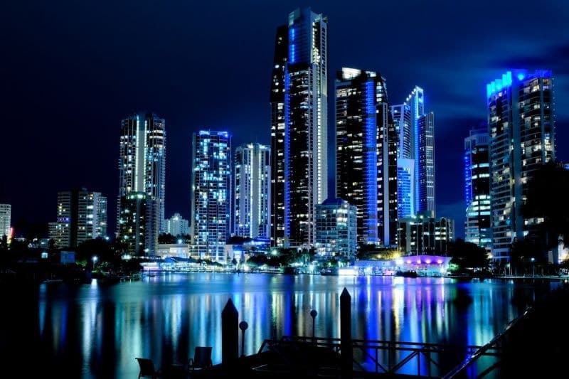 64 Sunrise Boulevard, Surfers Paradise - Image 1