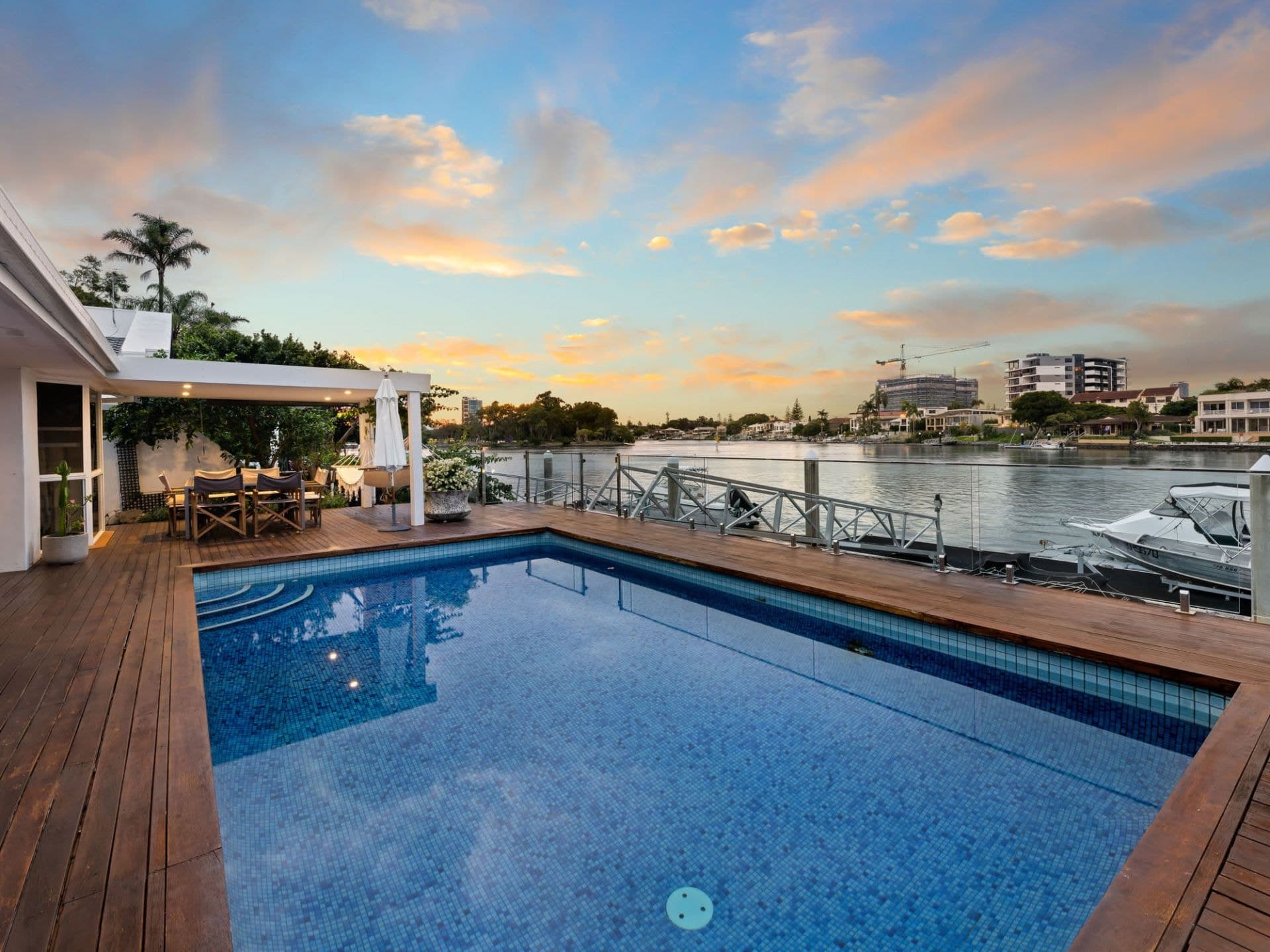64 Sunrise Boulevard, Surfers Paradise - Thumbnail 8