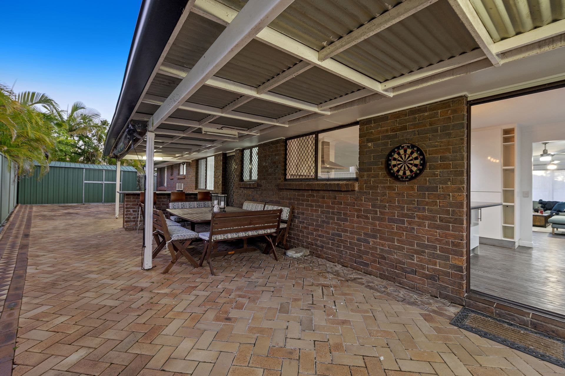 7 Redleaf Court, Burleigh Waters - Image 1