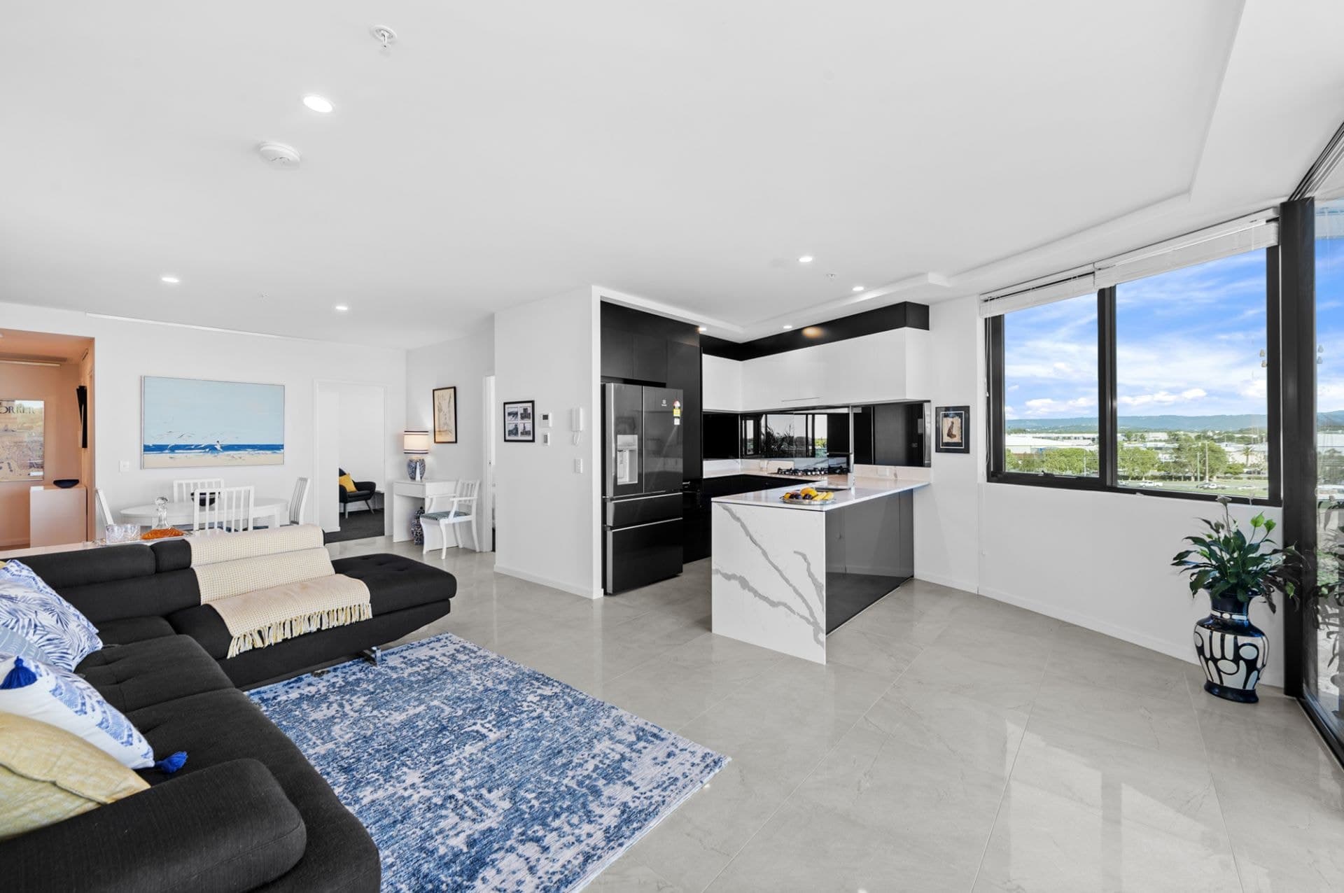 5401/5 Harbourside Court, Biggera Waters - Thumbnail 6