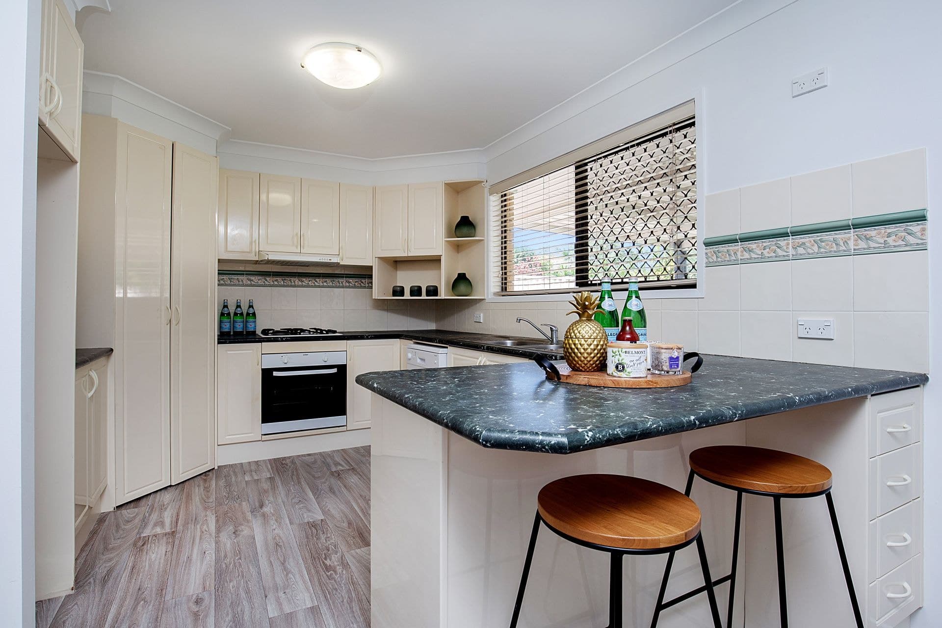 20 Menindee Avenue, Coombabah - Image 1