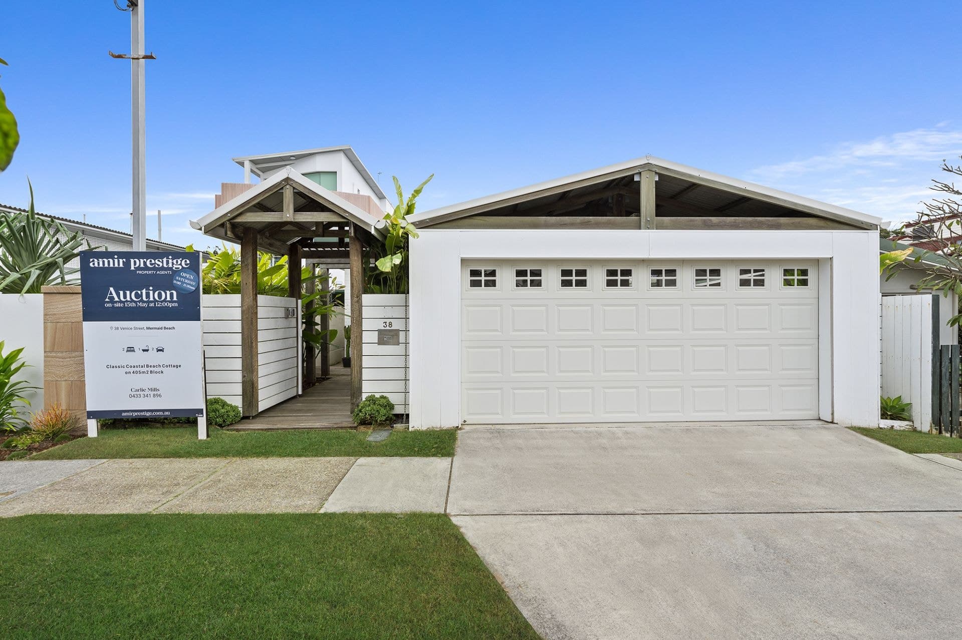 38 Venice Street, Mermaid Beach - Image 1