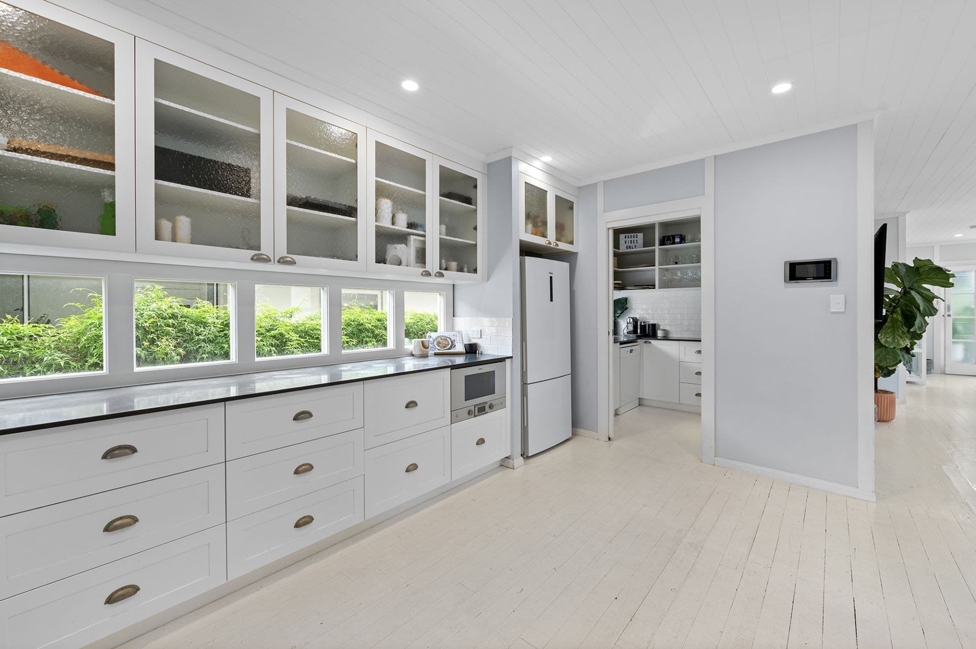 38 Venice Street, Mermaid Beach - Thumbnail 7