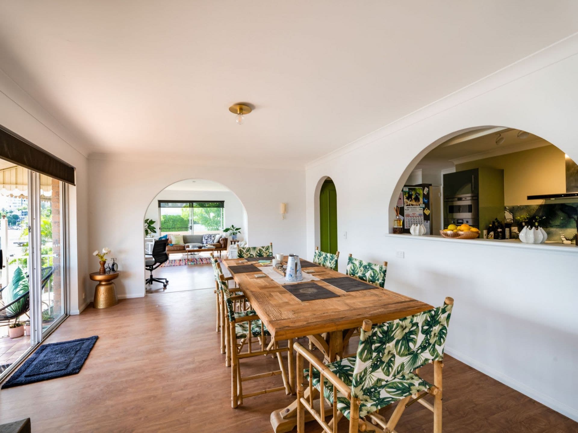 1/11 Cannes Avenue, Surfers Paradise - Thumbnail 6