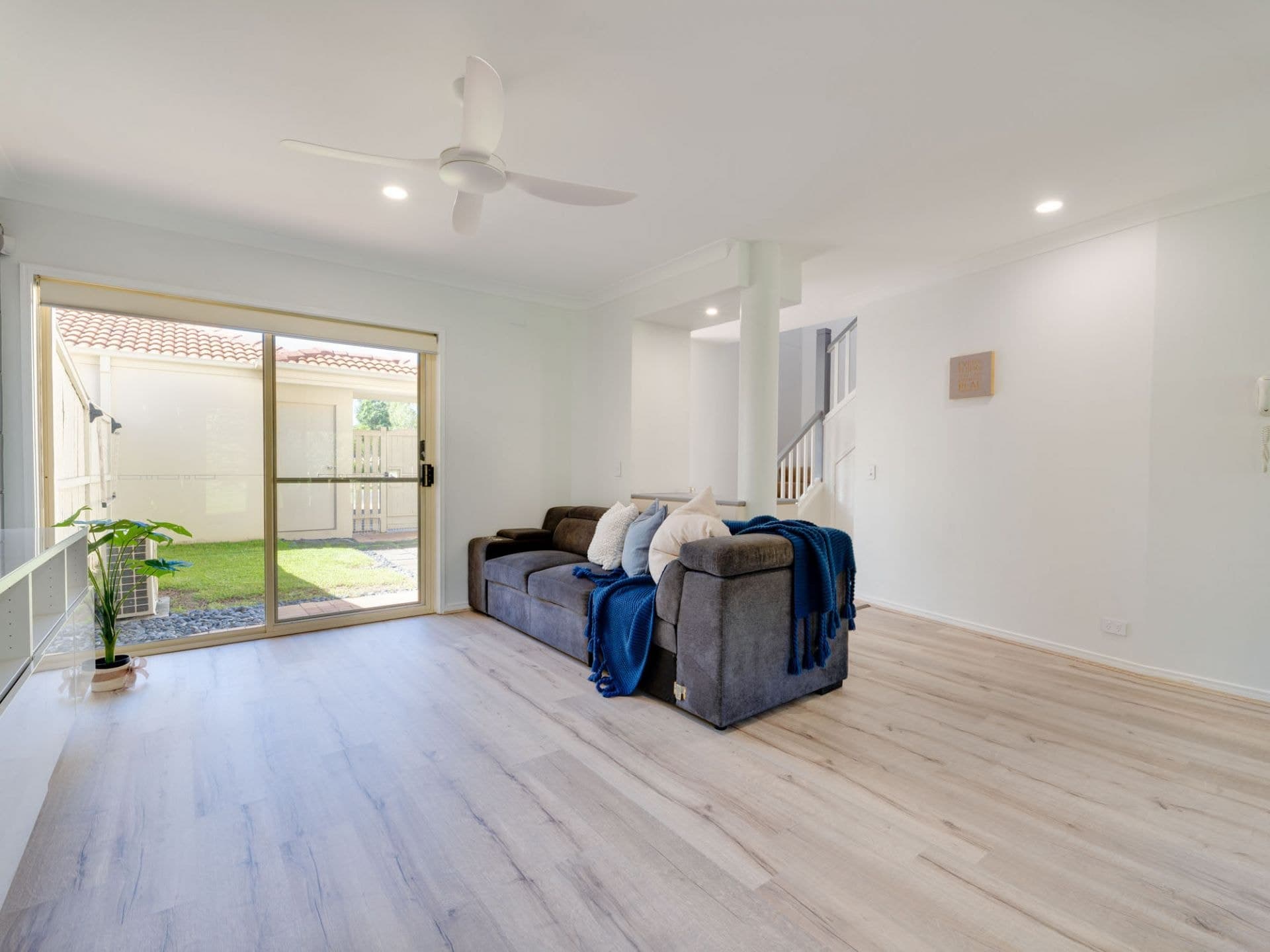 8120 Magnolia Gardens Court, Hope Island - Thumbnail 8