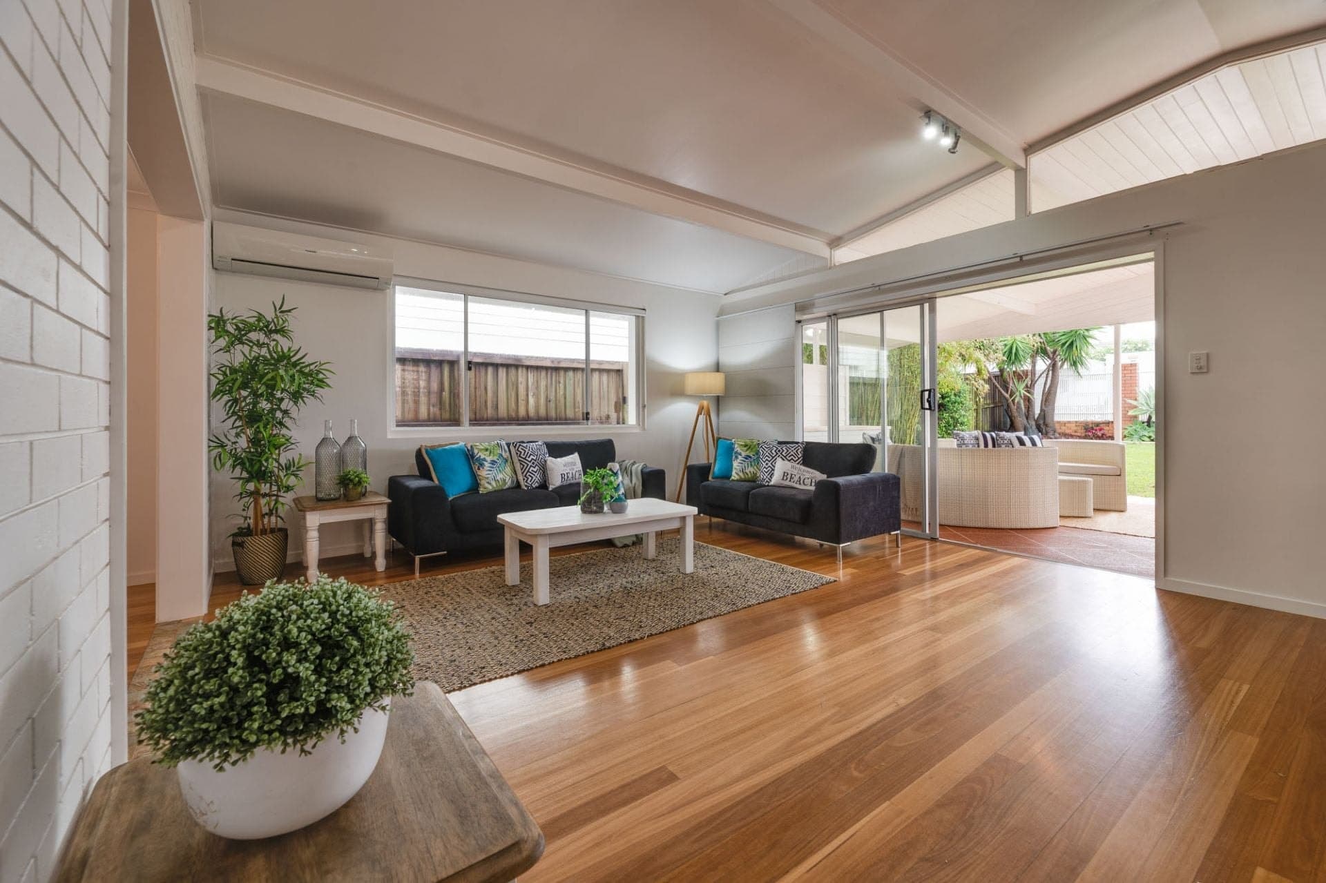 92 Albatross Avenue, Mermaid Beach - Thumbnail 5