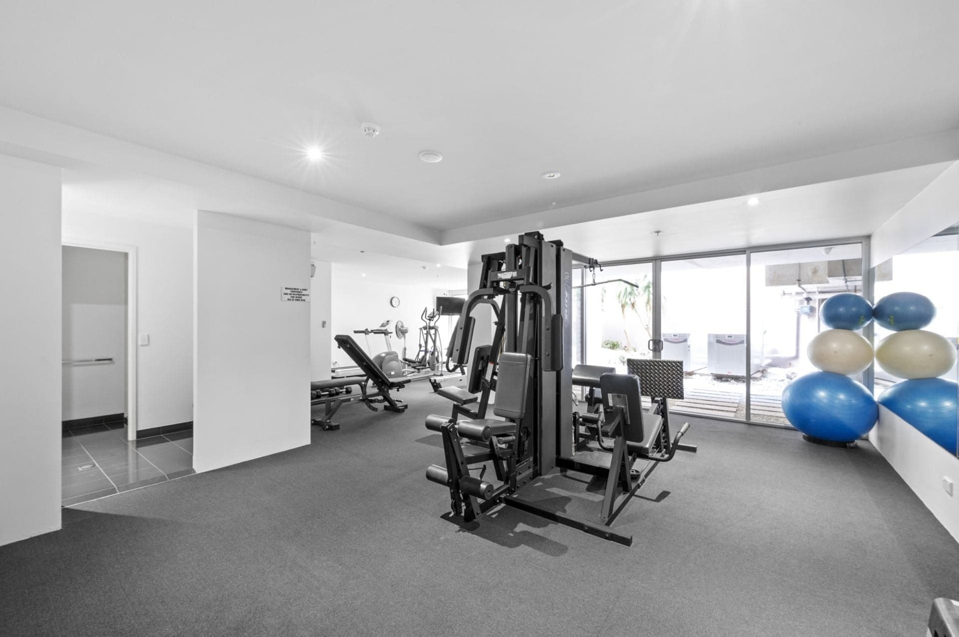 301/11-13 Hill Parade, Main Beach - Image 1