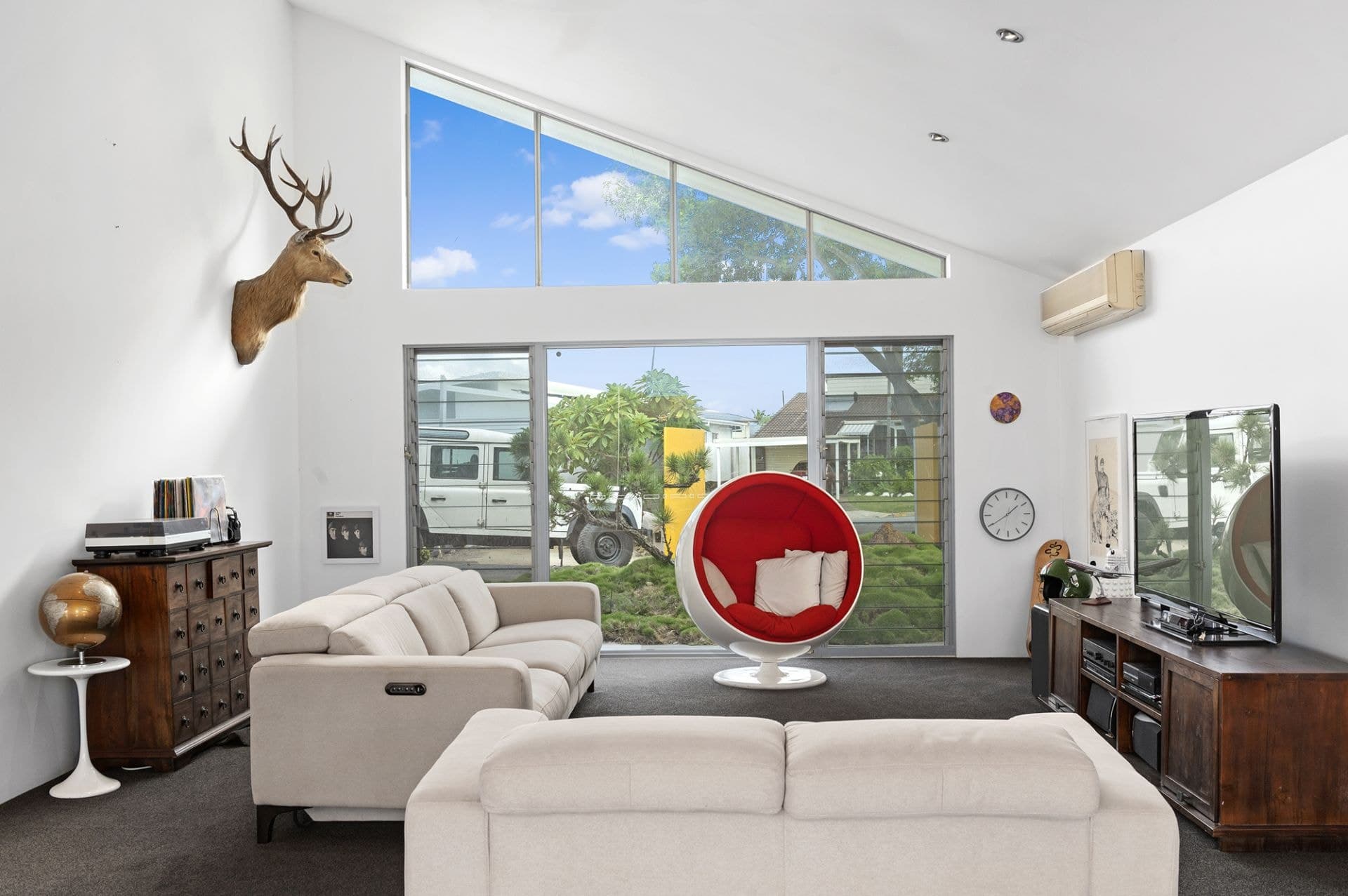 13 Alma Street, Broadbeach Waters - Thumbnail 8