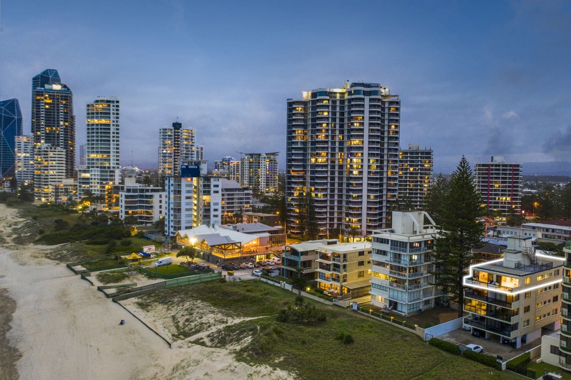 69 Garfield Terrace, Surfers Paradise - Thumbnail 5