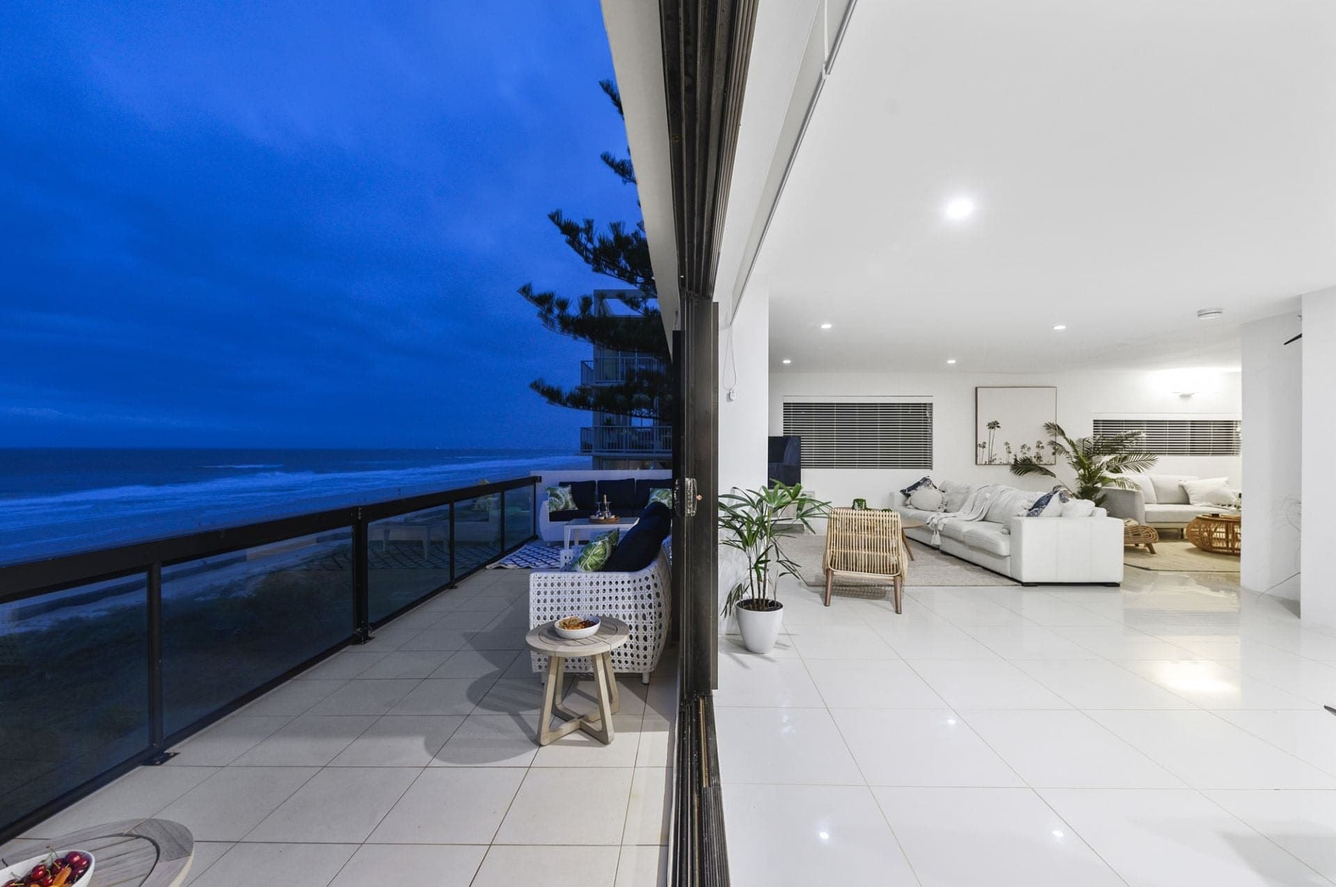 69 Garfield Terrace, Surfers Paradise - Thumbnail 6