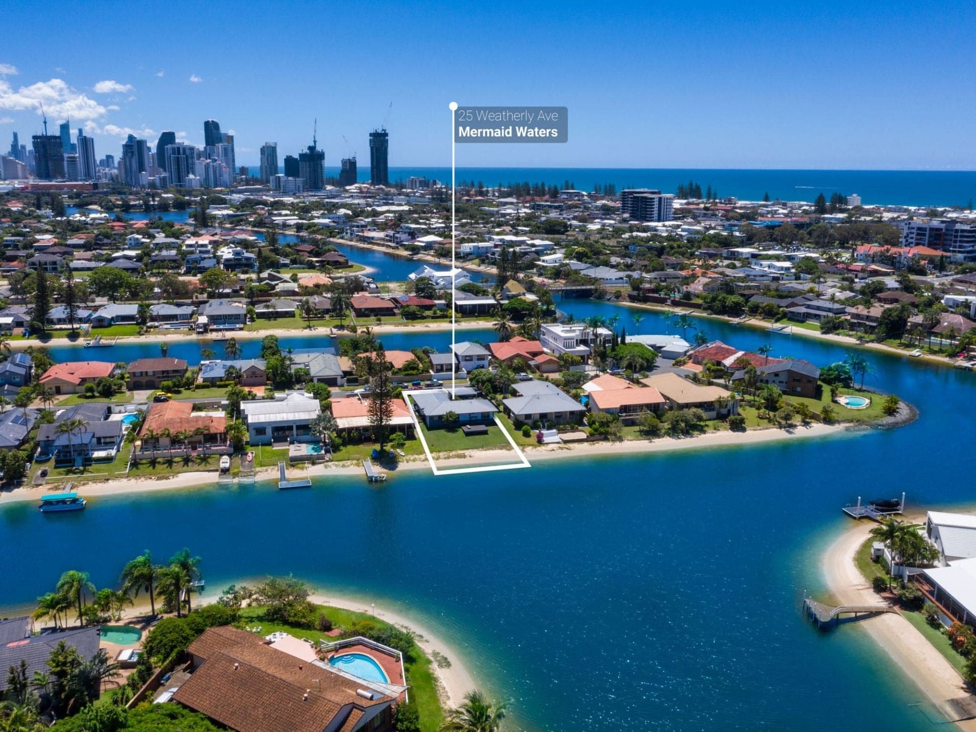 25 Weatherly Avenue, Mermaid Waters - Thumbnail 2