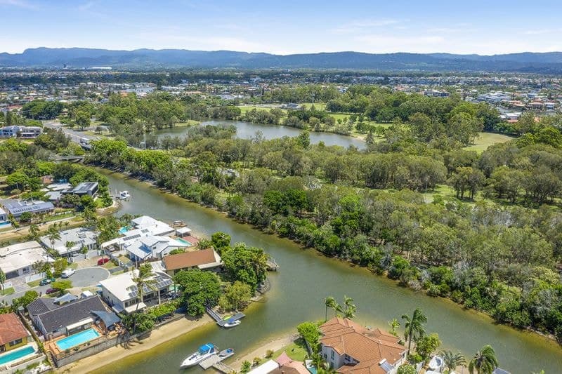 13 Ensenada Court, Broadbeach Waters - Image 1