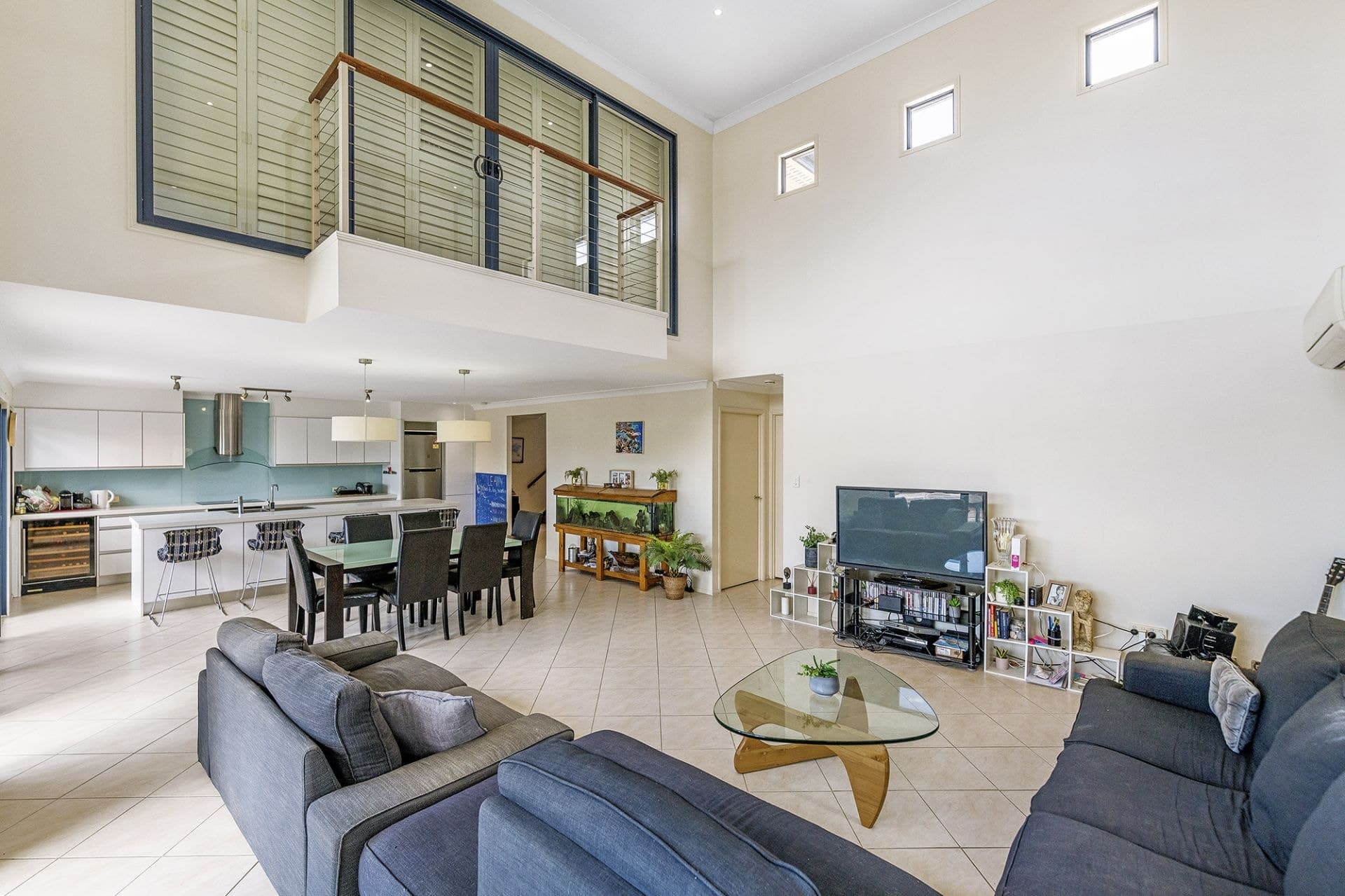 13 Ensenada Court, Broadbeach Waters - Thumbnail 8