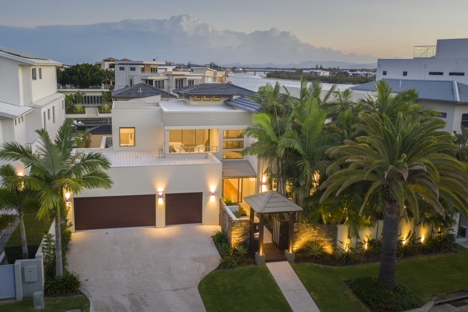 34 Knightsbridge Parade West, Sovereign Islands - Thumbnail 3