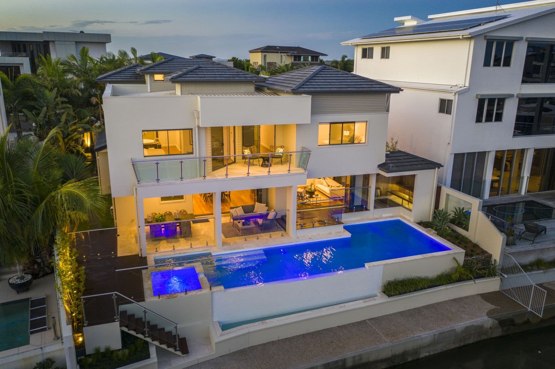 34 Knightsbridge Parade West, Sovereign Islands - Thumbnail 4