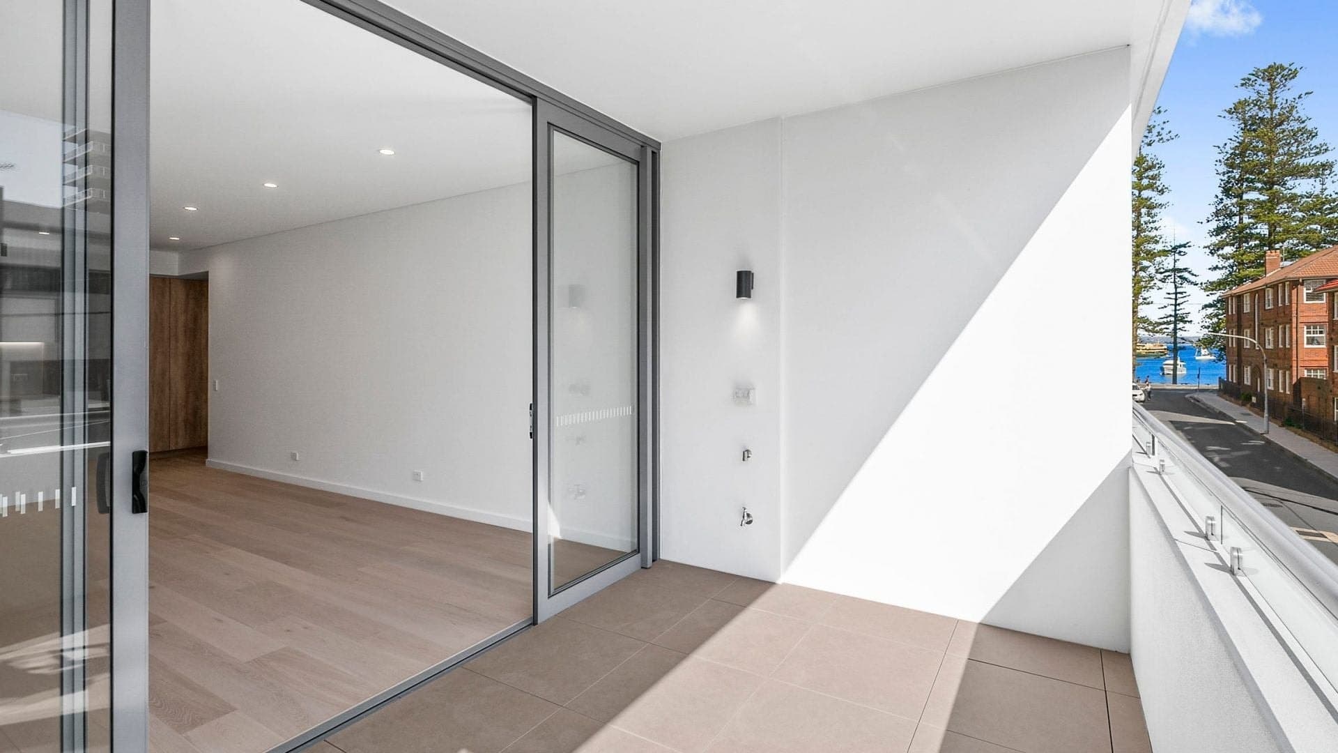 105/2 West Promenade, Manly, Manly - Thumbnail 4