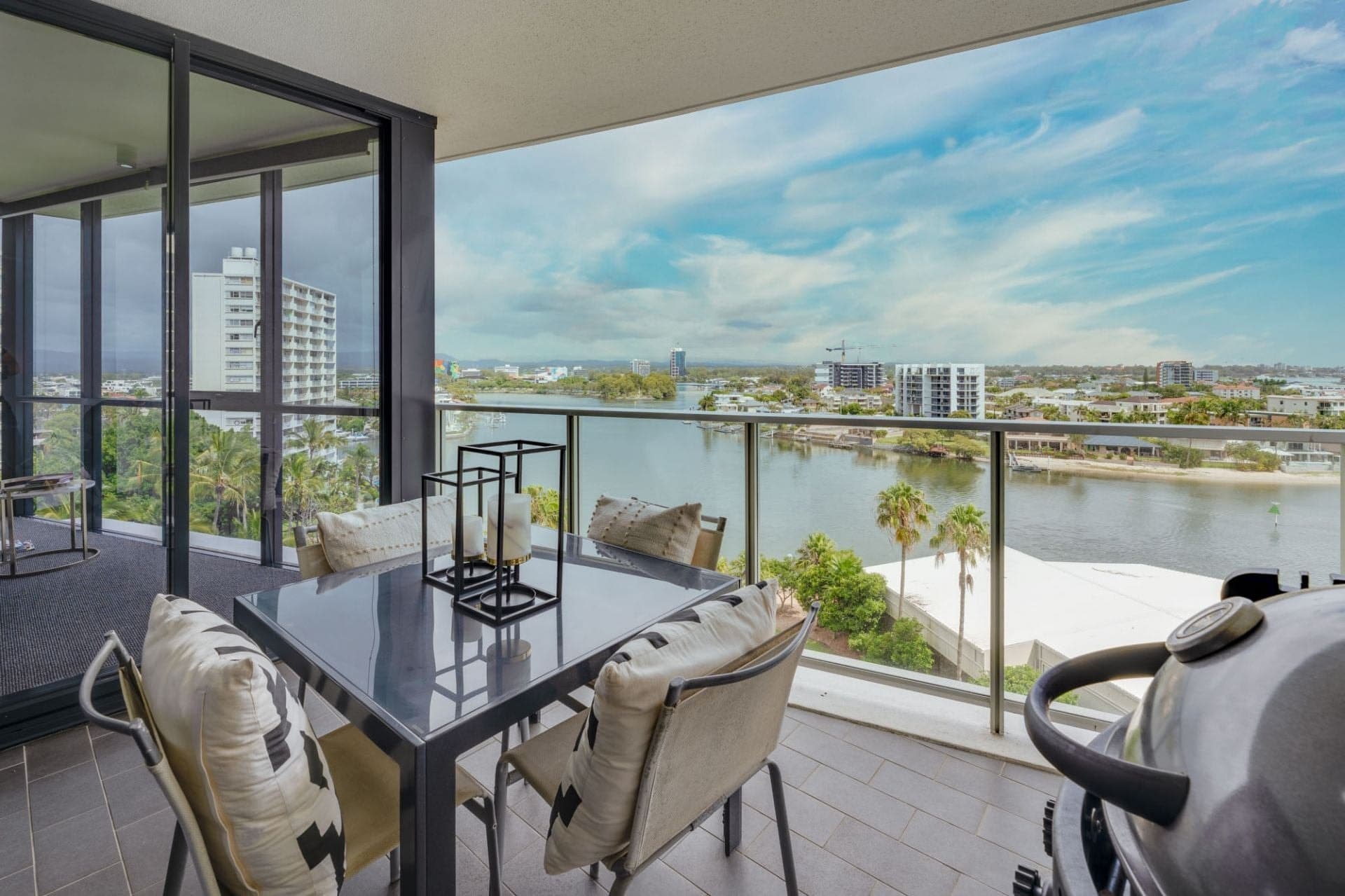 801/4 Wahroonga Place, Surfers Paradise - Thumbnail 4