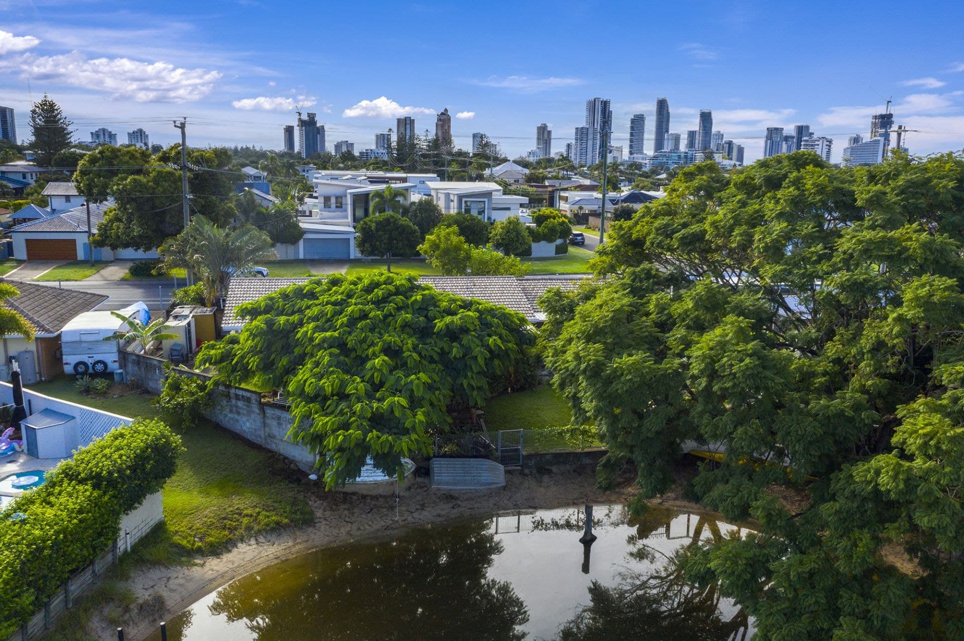 19 Rio Vista Boulevard, Broadbeach Waters - Image 1