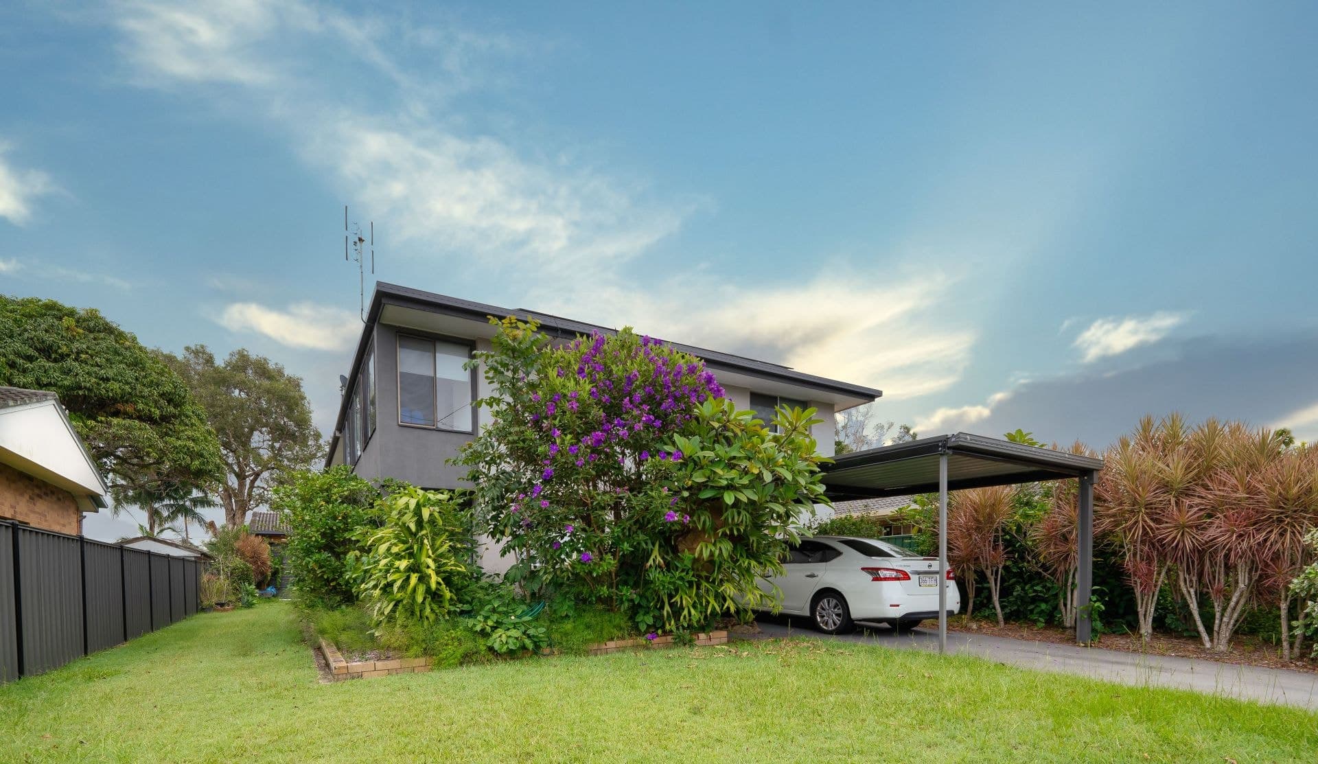 26 Morala Avenue, Runaway Bay - Image 1