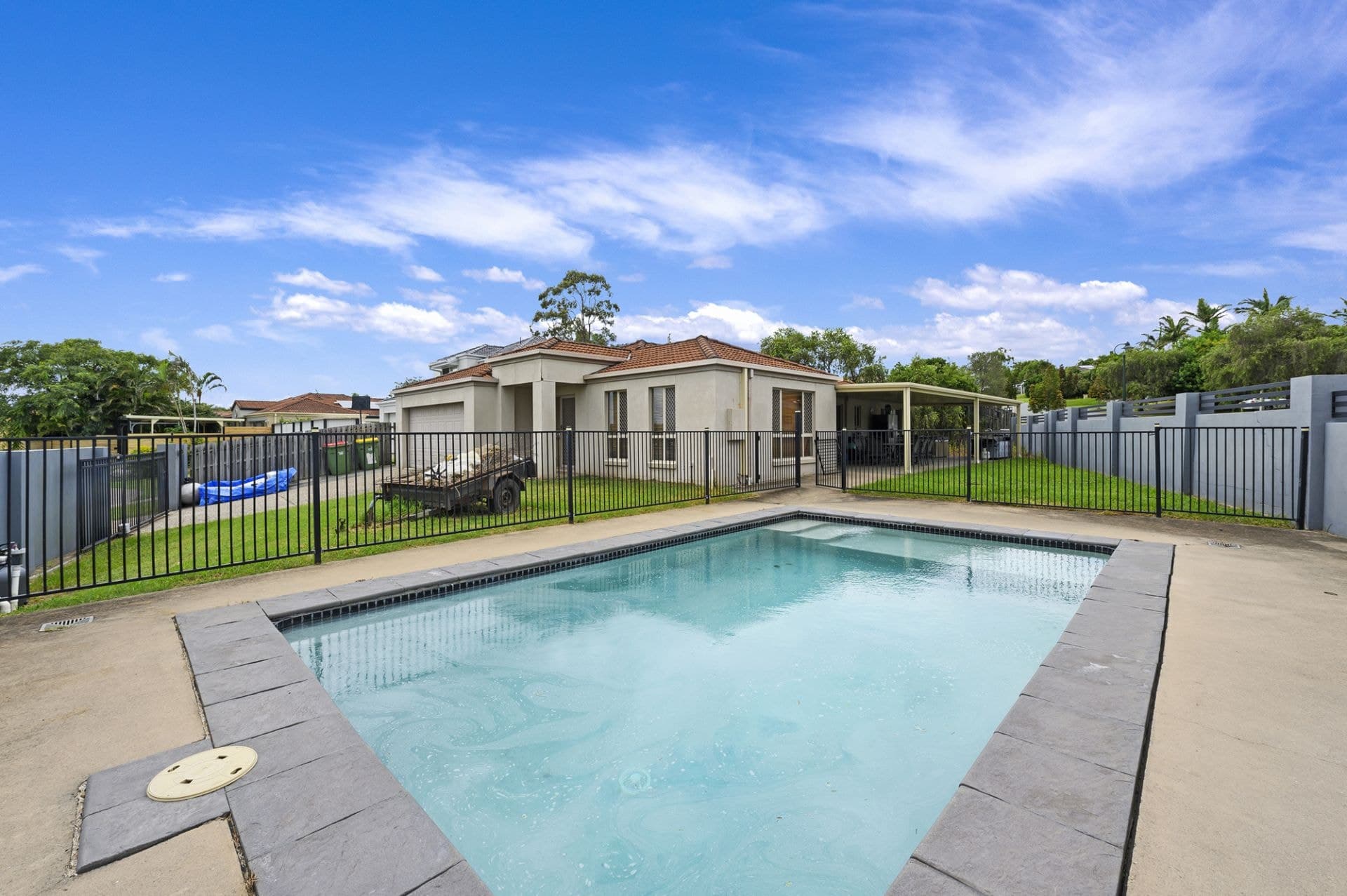 262 Napper Road, Parkwood - Thumbnail 2