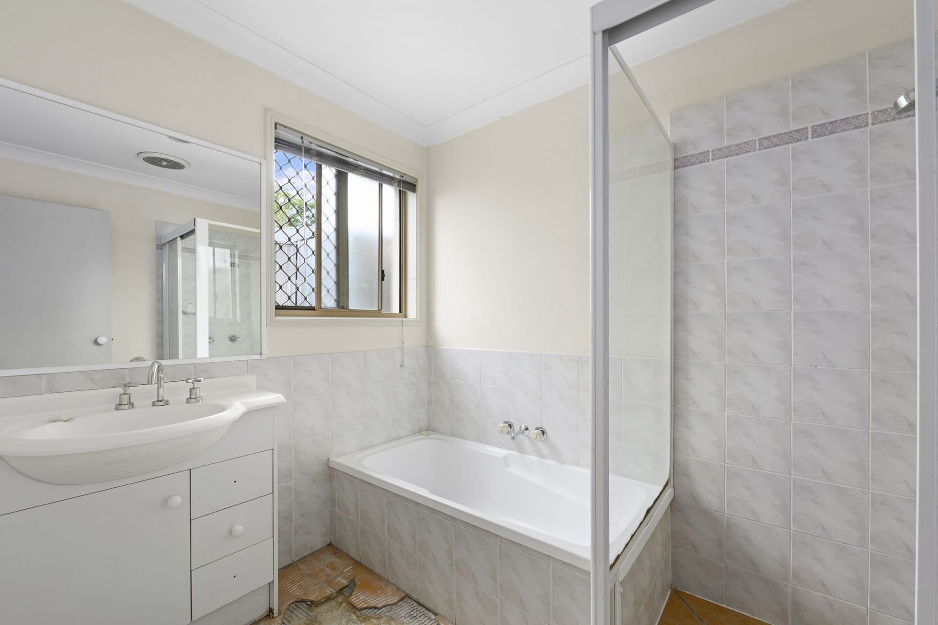 262 Napper Road, Parkwood - Thumbnail 8