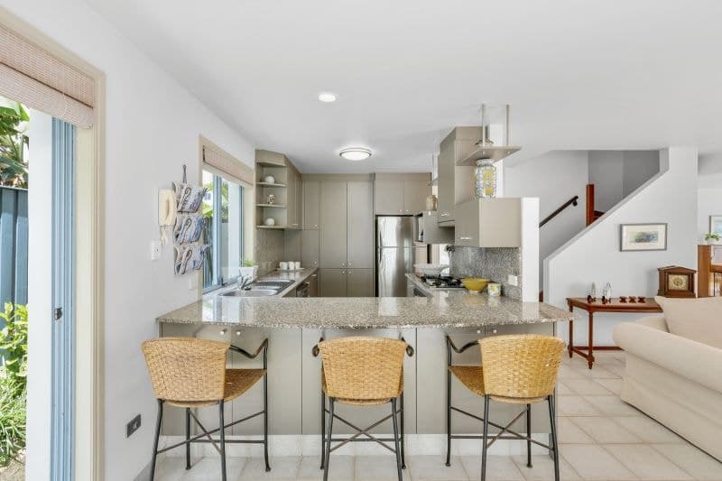 1/104 Hedges Avenue, Mermaid Beach - Thumbnail 7