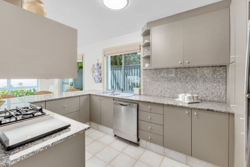 1/104 Hedges Avenue, Mermaid Beach - Thumbnail 8