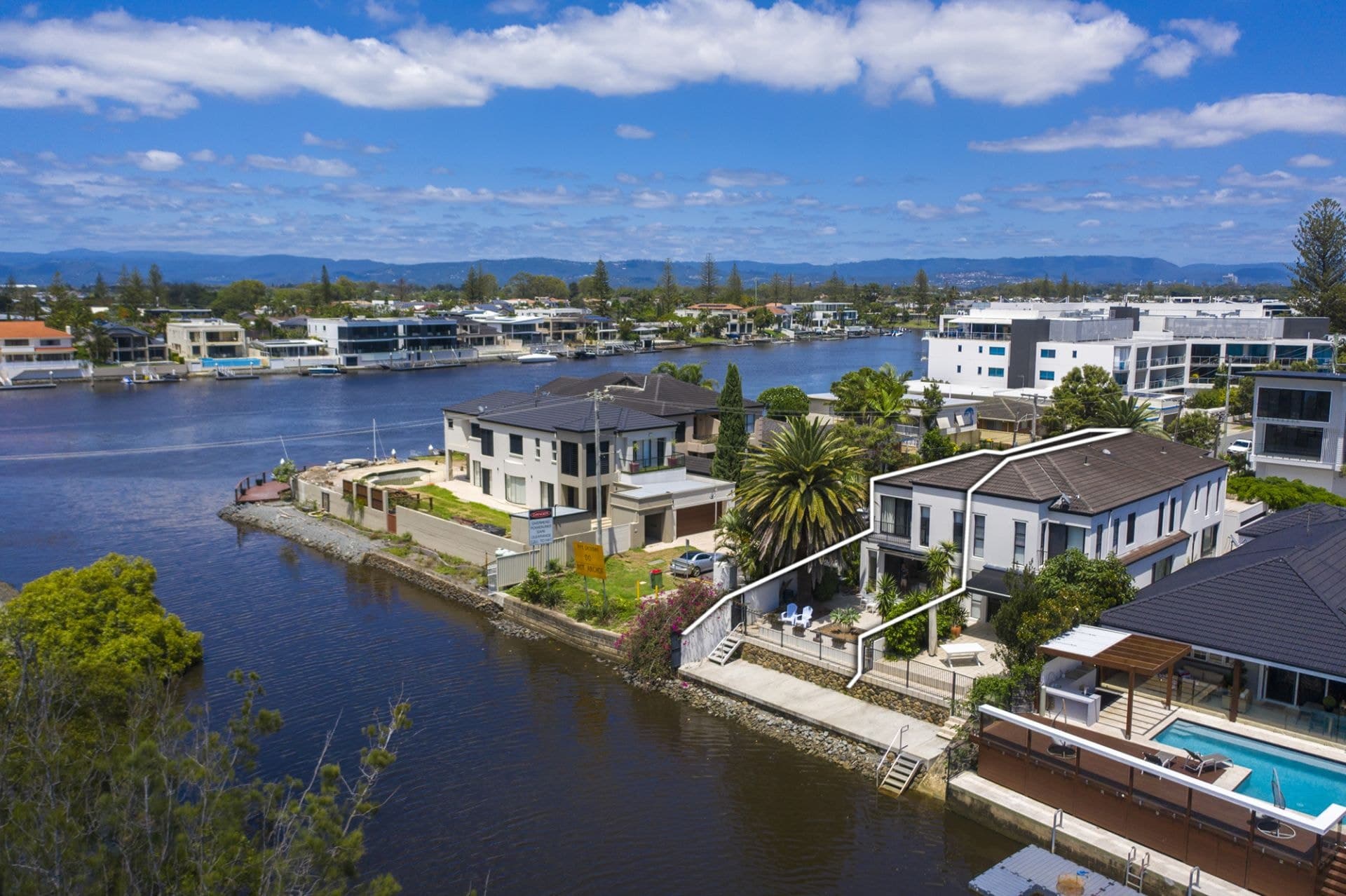 39B Paradise Island, Surfers Paradise - Thumbnail 6