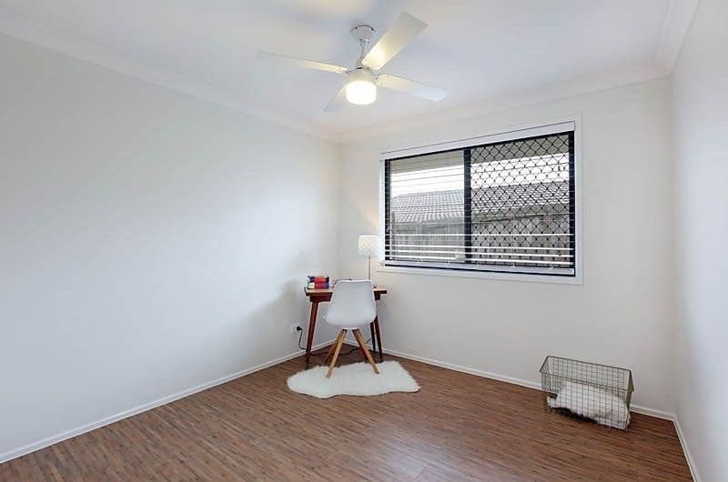 19 Warratina Street, Labrador - Thumbnail 8