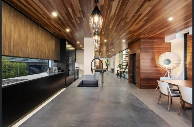 2/94 Monaco Street, Broadbeach Waters - Thumbnail 4