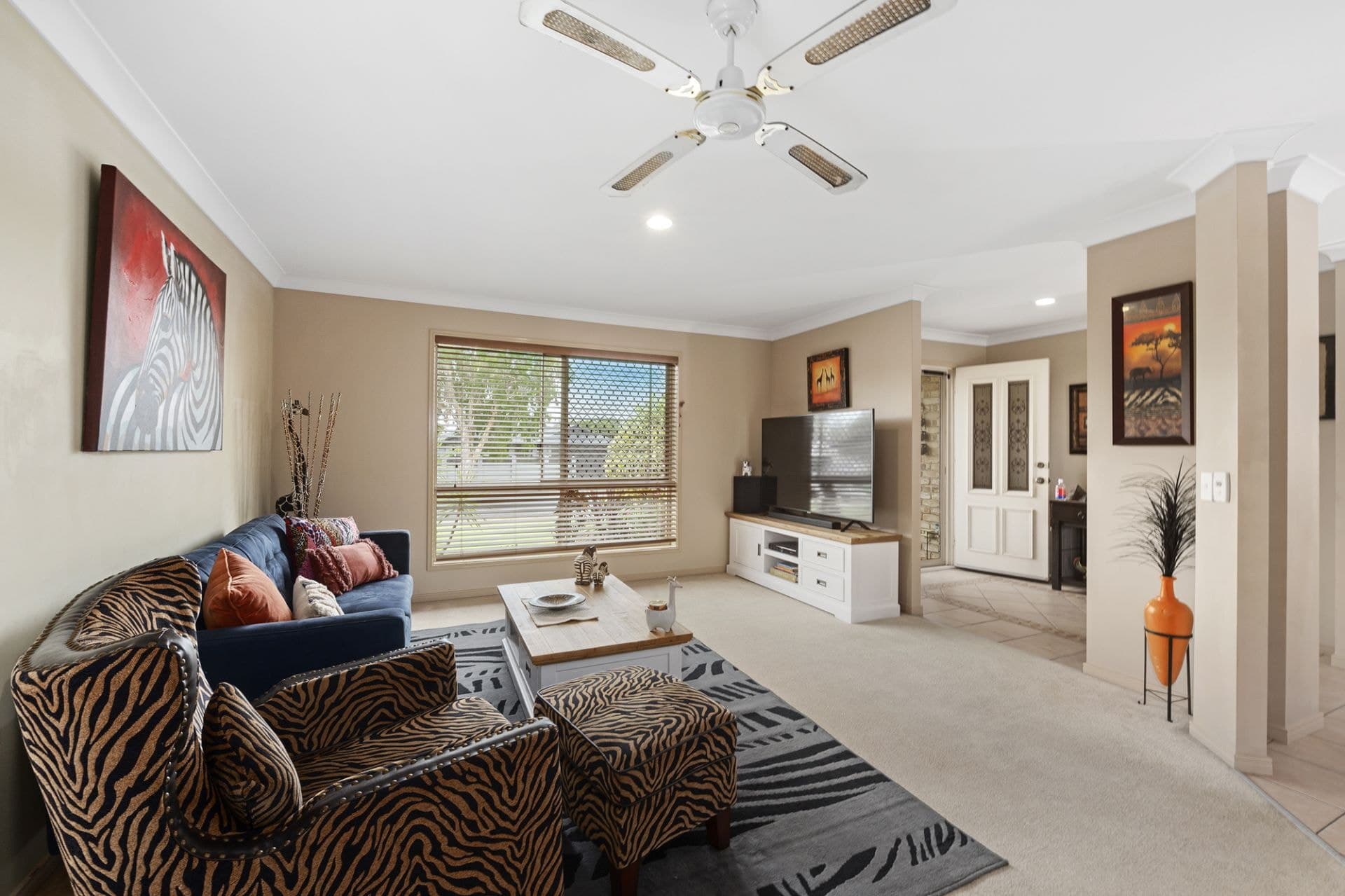 105 Monterey Keys Drive, Helensvale - Thumbnail 8