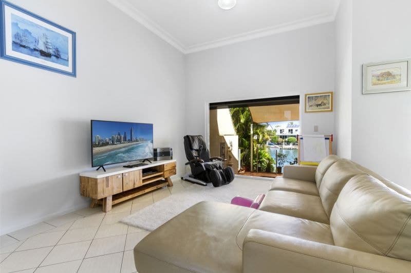 1/100 Morala Avenue, Biggera Waters - Thumbnail 8
