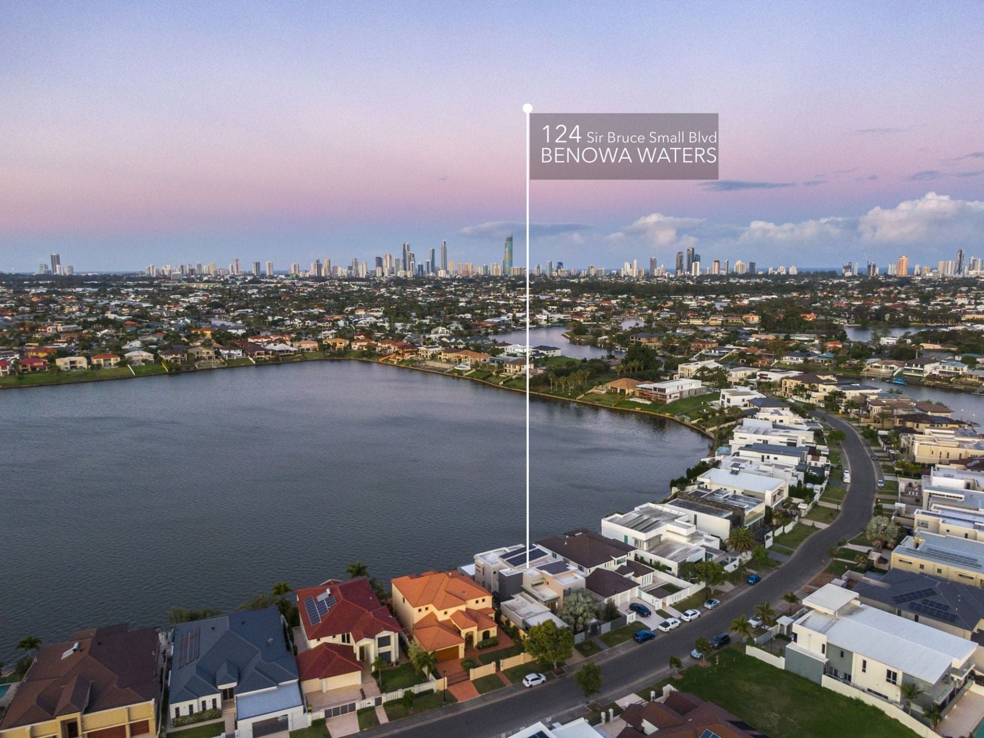124 Sir Bruce Small Boulevard, Benowa Waters - Thumbnail 7