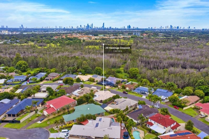 29 Hastings Crescent, Carrara - Thumbnail 3
