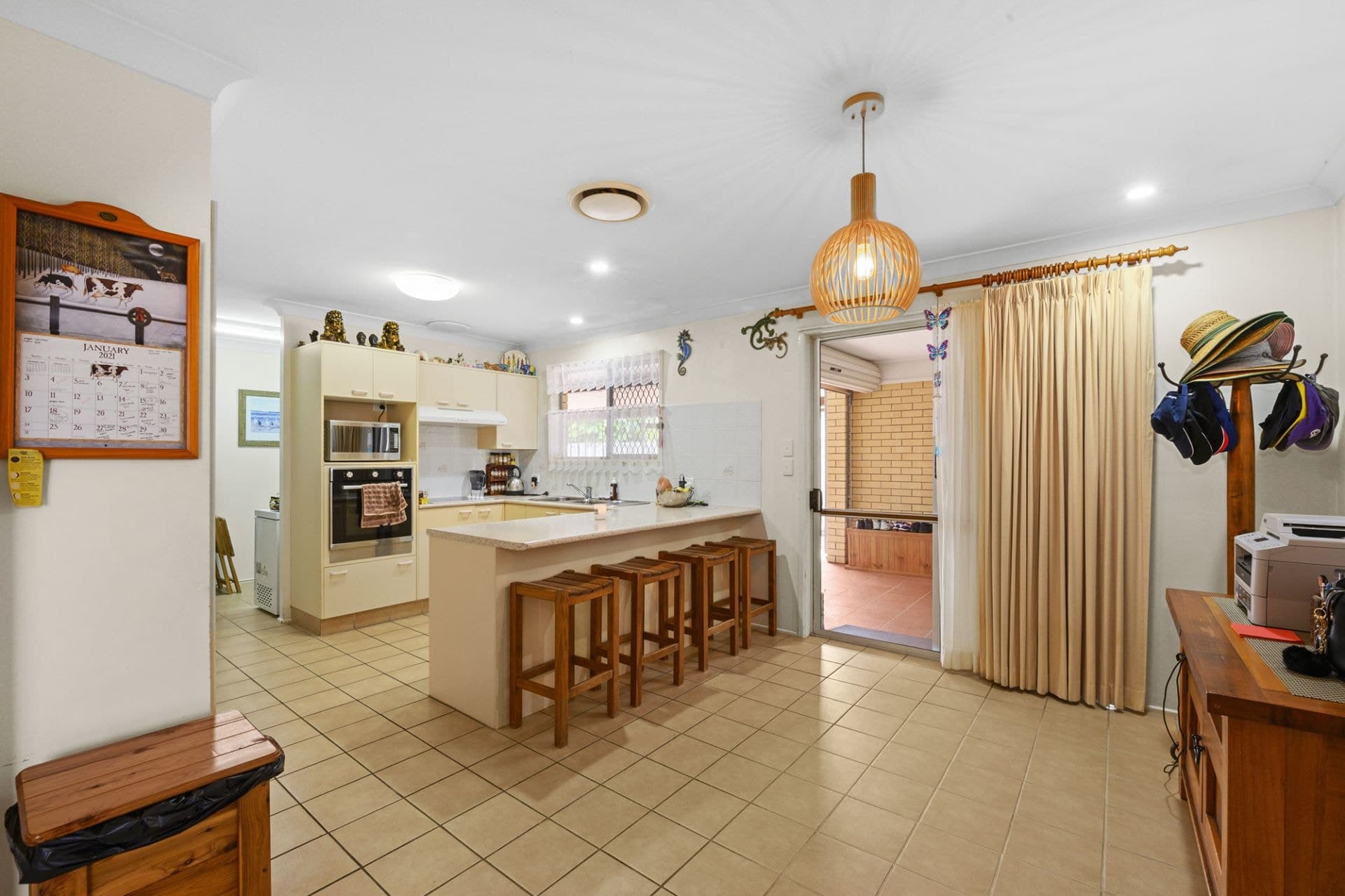 44 Howard Street, Runaway Bay - Thumbnail 6