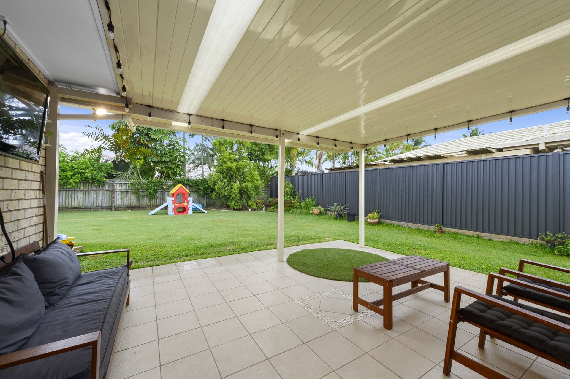 109 Monterey Keys Drive, Helensvale - Thumbnail 2