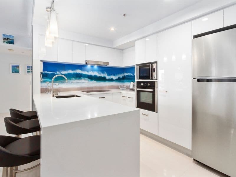 1116/23 Ferny Avenue, Surfers Paradise - Thumbnail 5