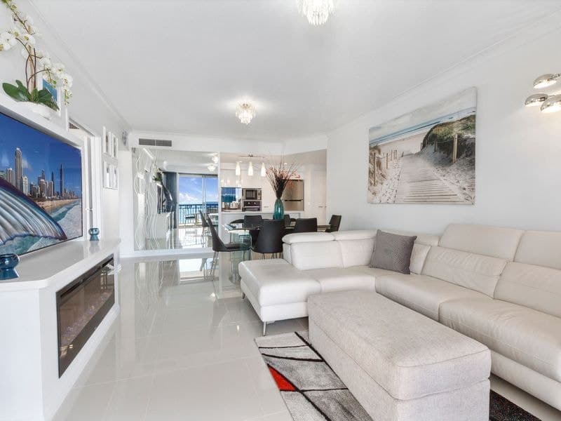 1116/23 Ferny Avenue, Surfers Paradise - Thumbnail 7