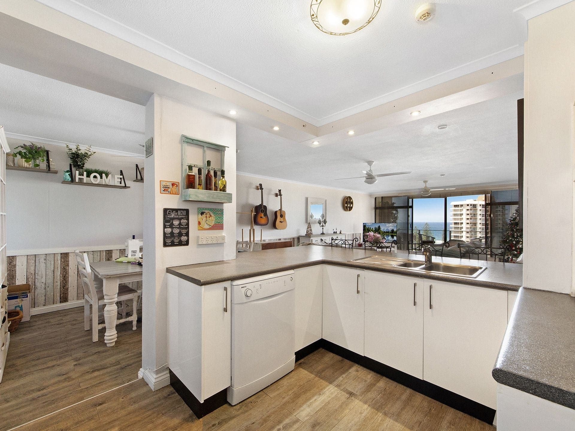 106/33 Thornton Street, Surfers Paradise - Thumbnail 4