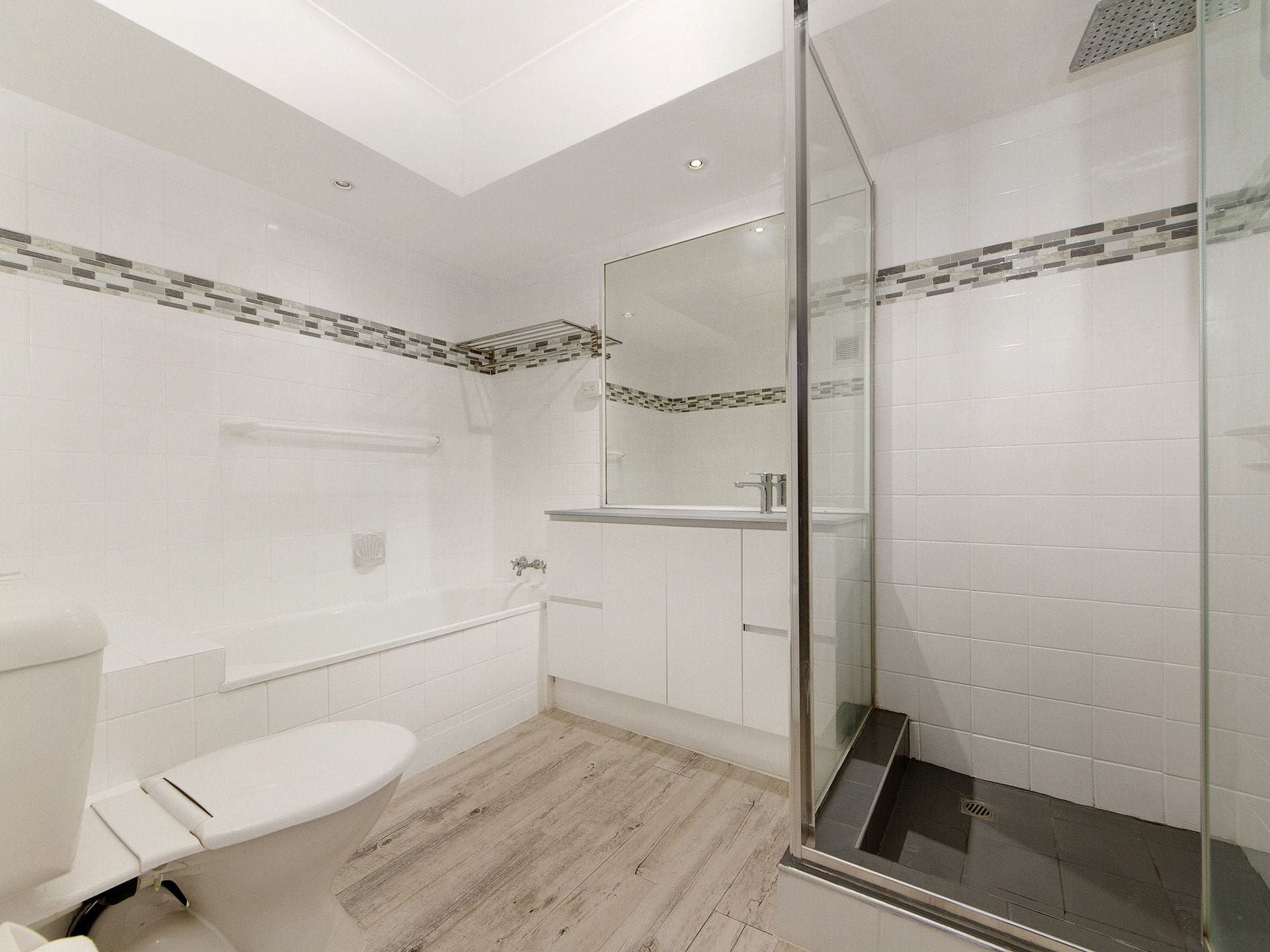 106/33 Thornton Street, Surfers Paradise - Thumbnail 7