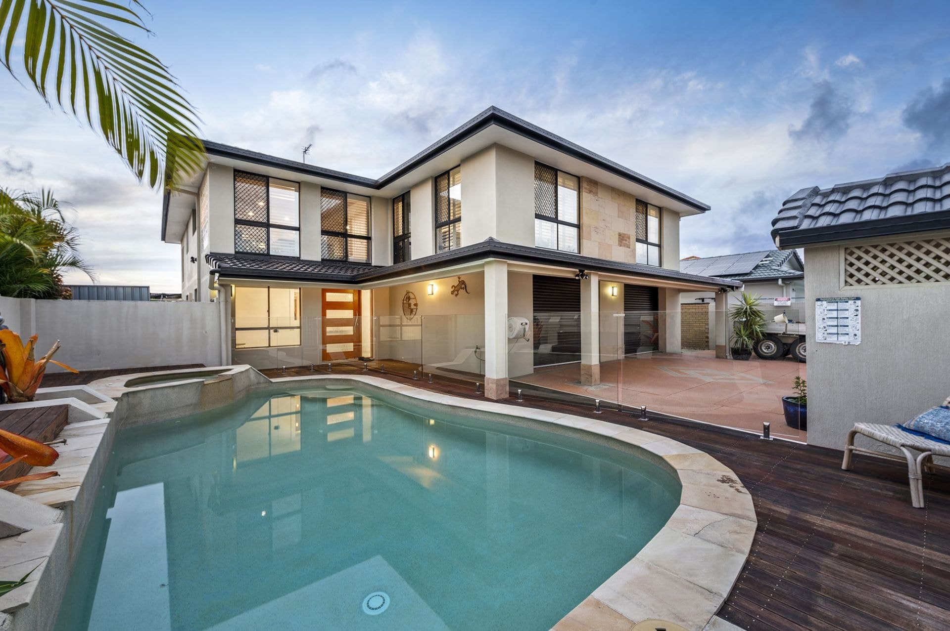 34 Walter Raleigh Crescent, Hollywell - Thumbnail 3