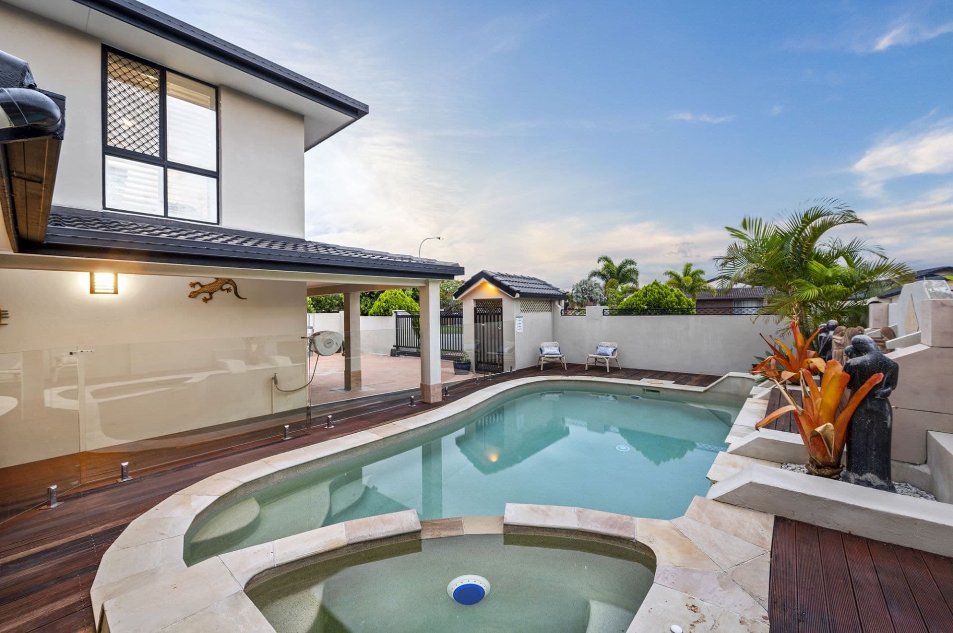 34 Walter Raleigh Crescent, Hollywell - Thumbnail 4