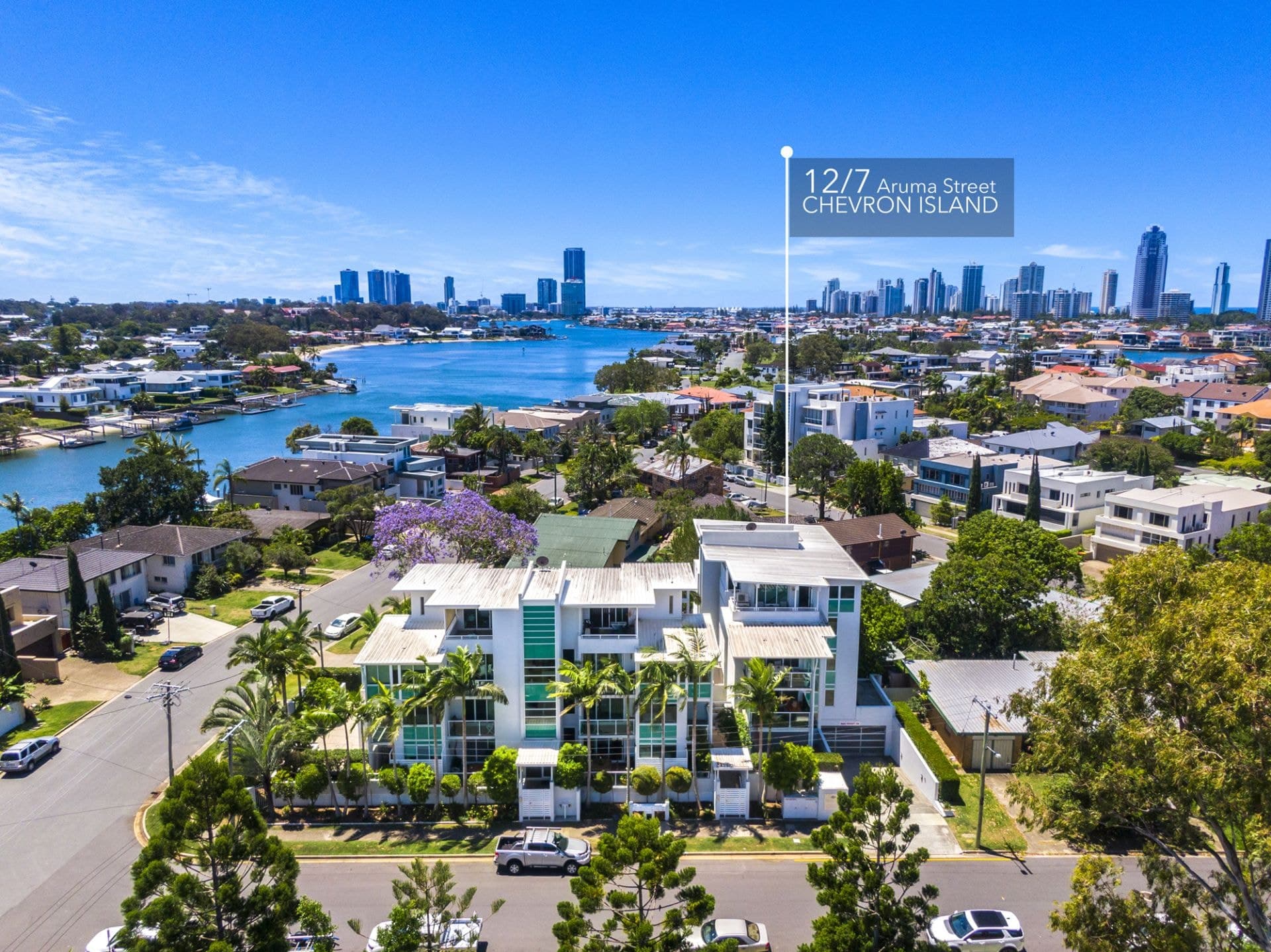 12/7 Aruma Street, Chevron Island - Image 1