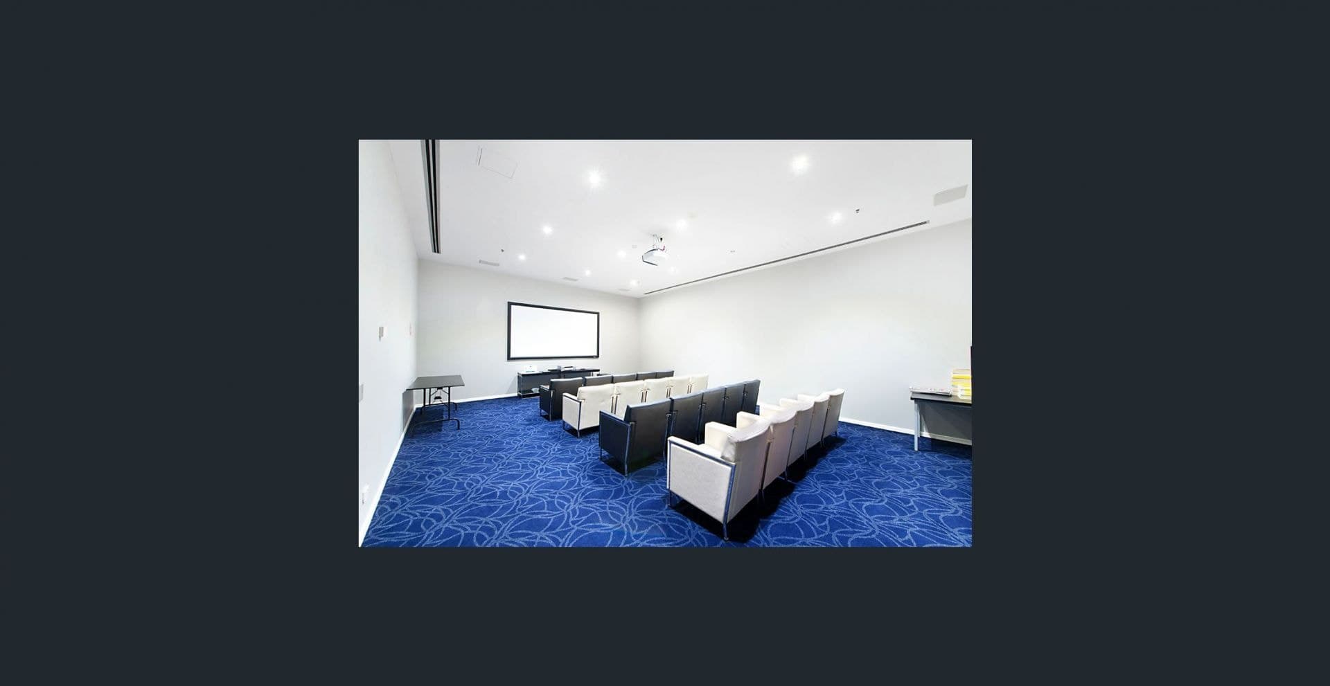 215/105 Scarborough Street, Southport - Image 1