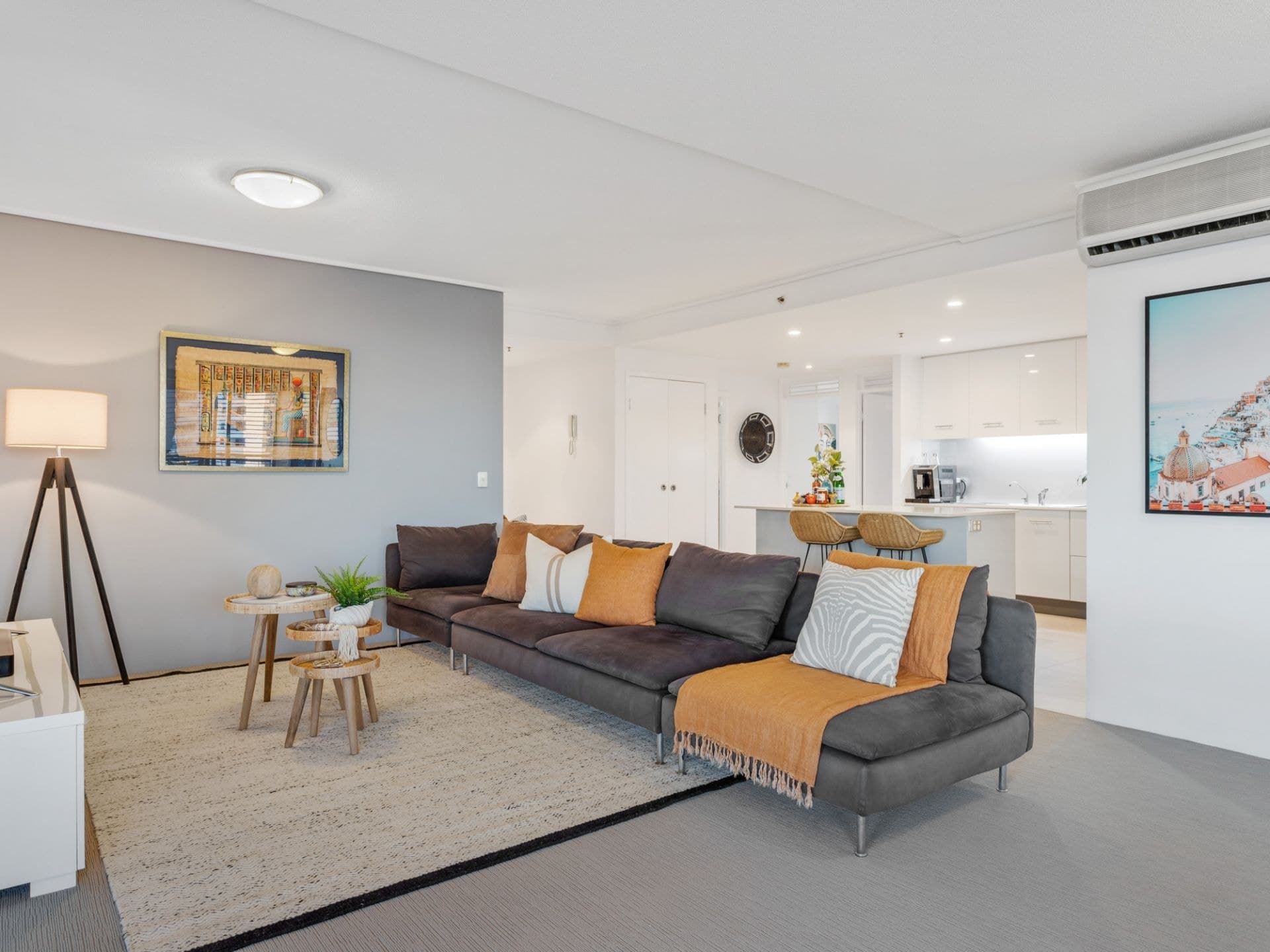 215/105 Scarborough Street, Southport - Thumbnail 8